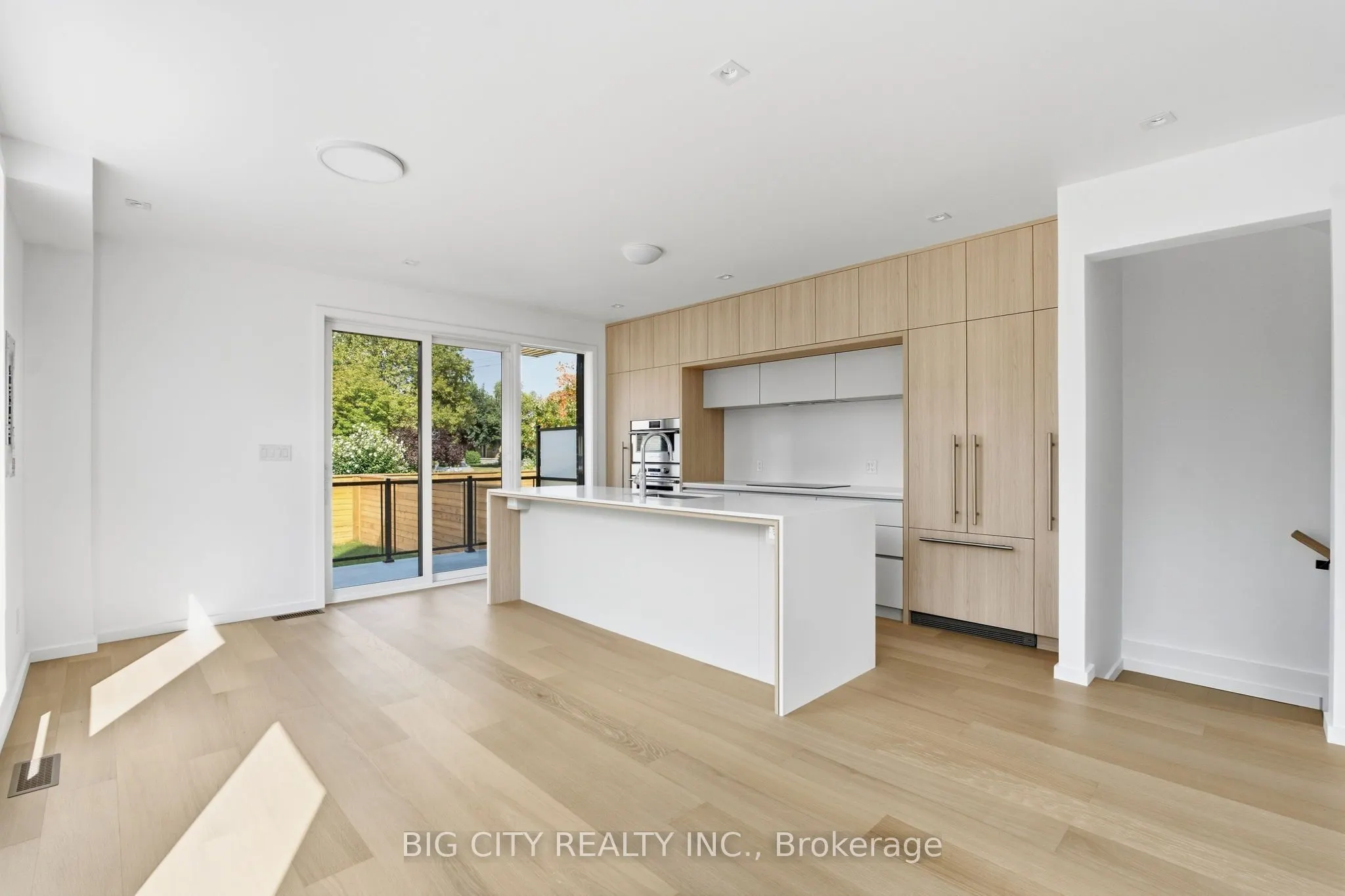 276 Lanor Avenue #2