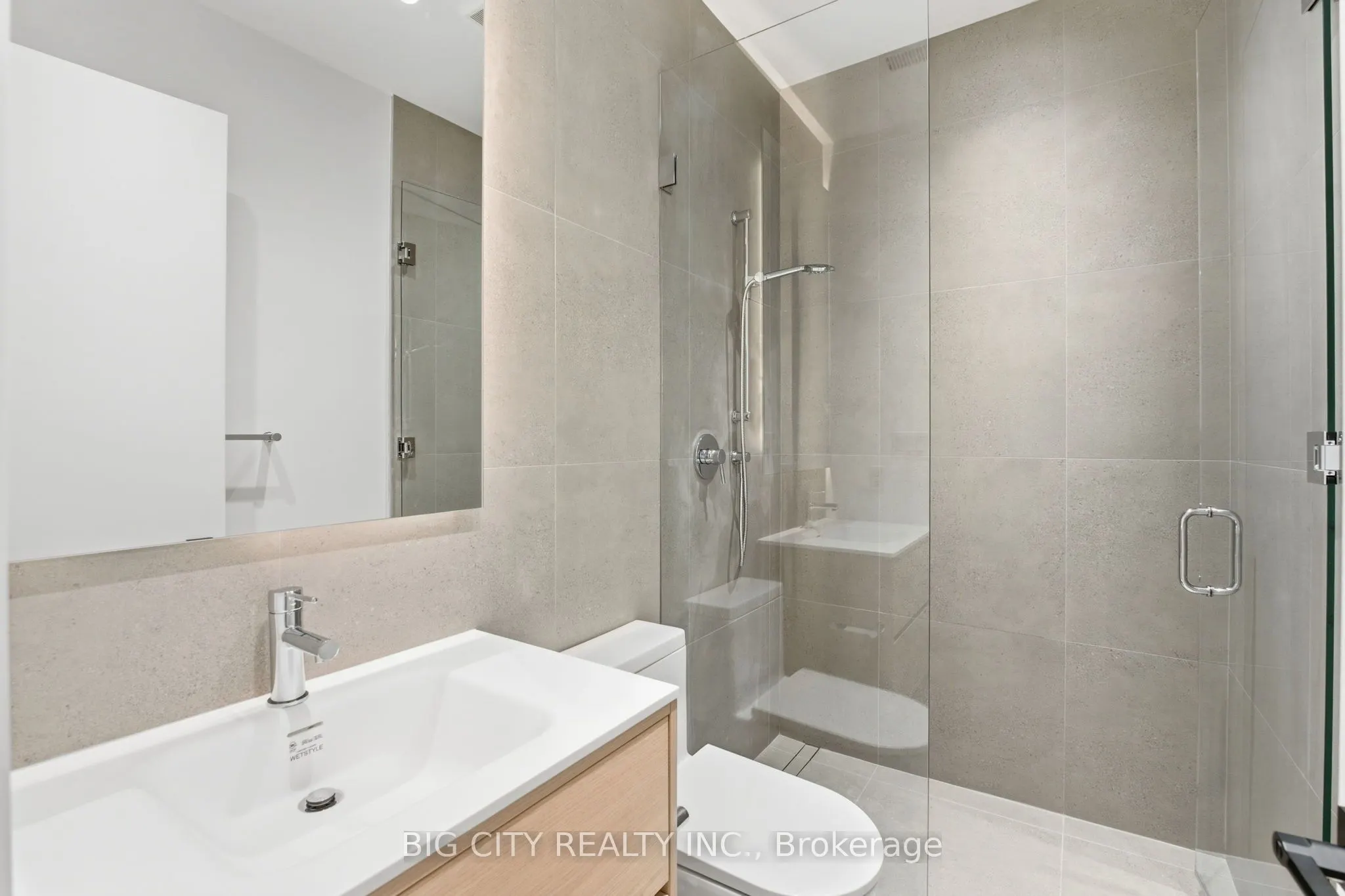 276 Lanor Avenue #2
