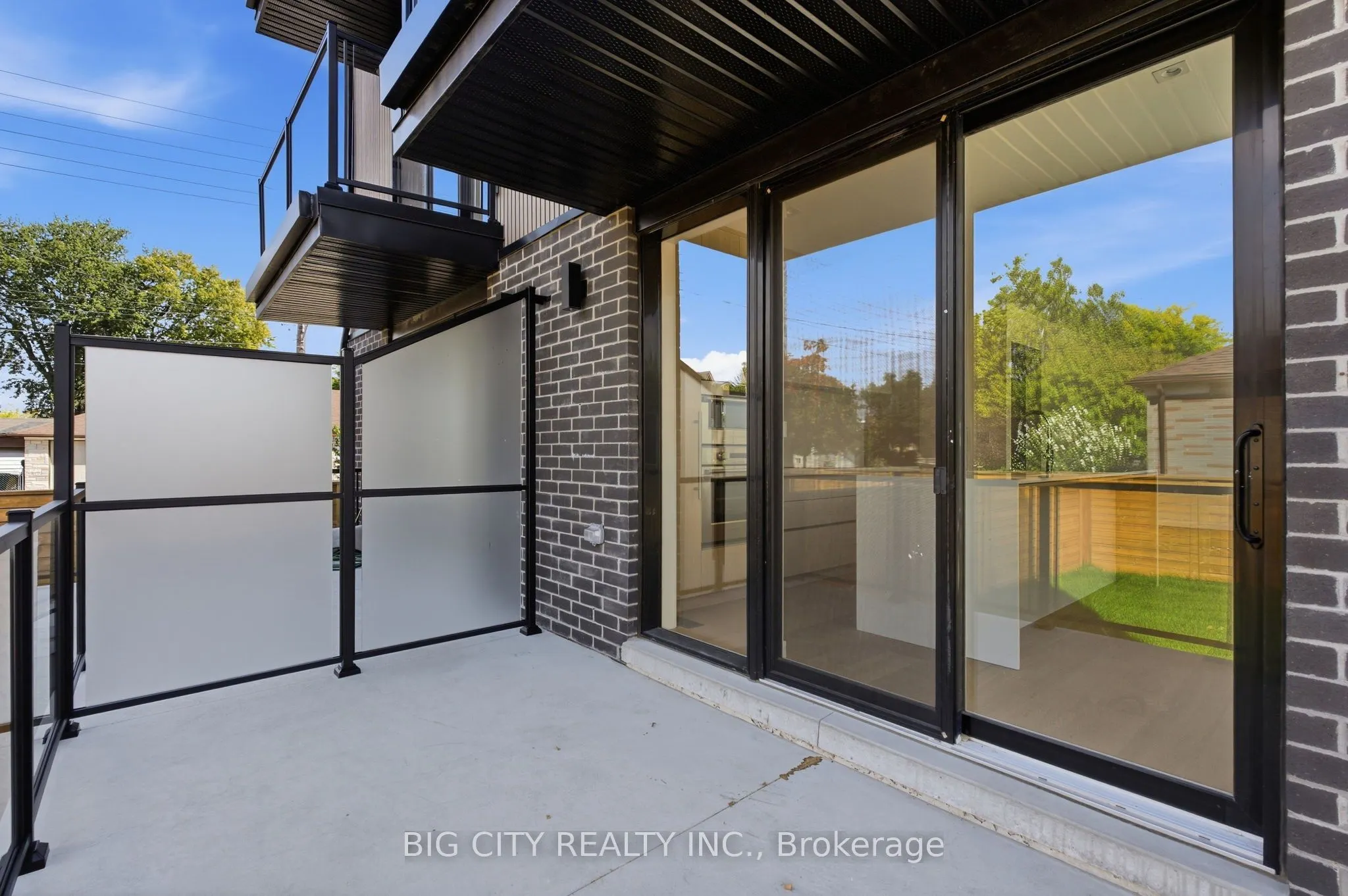 276 Lanor Avenue #2
