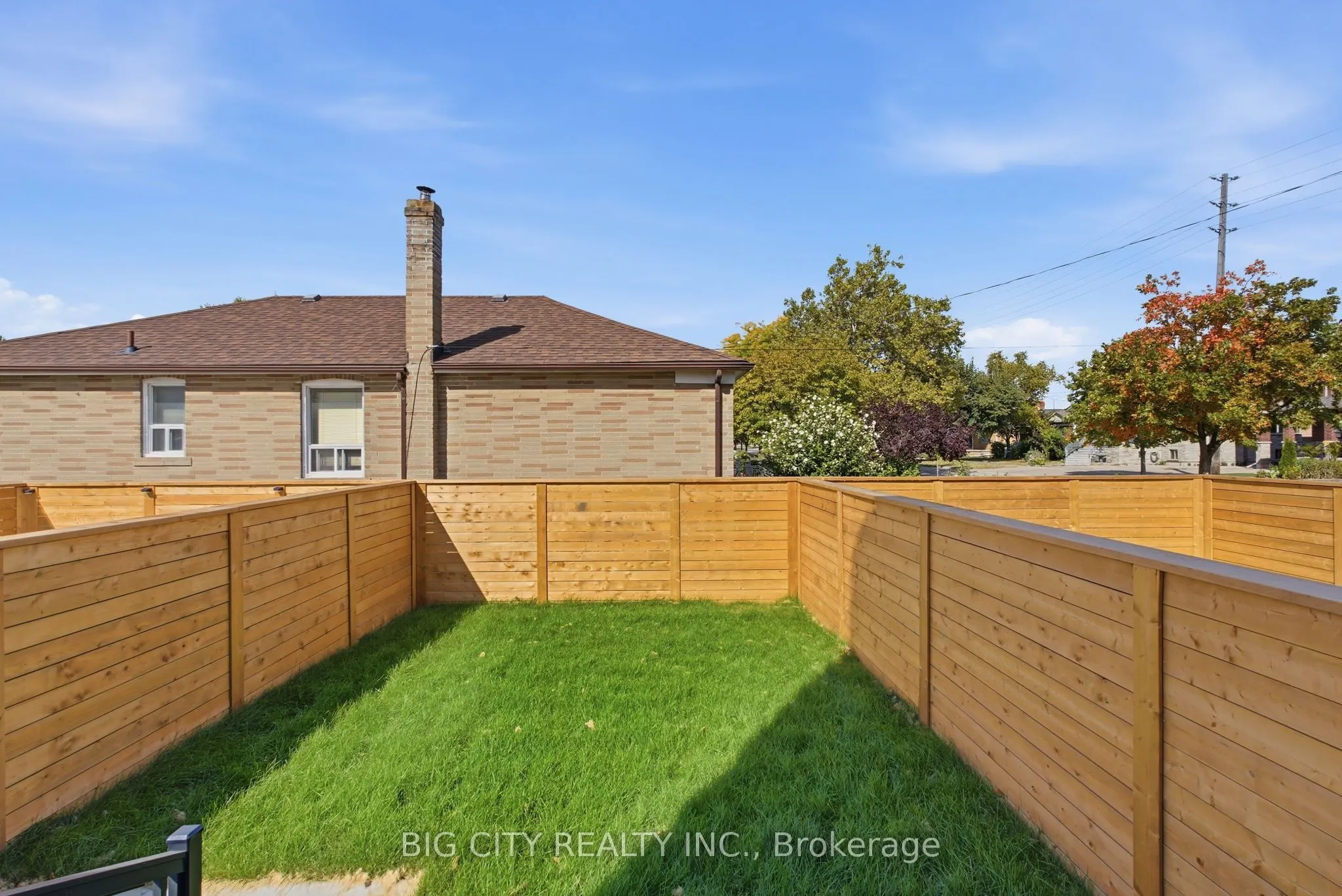 276 Lanor Avenue #2