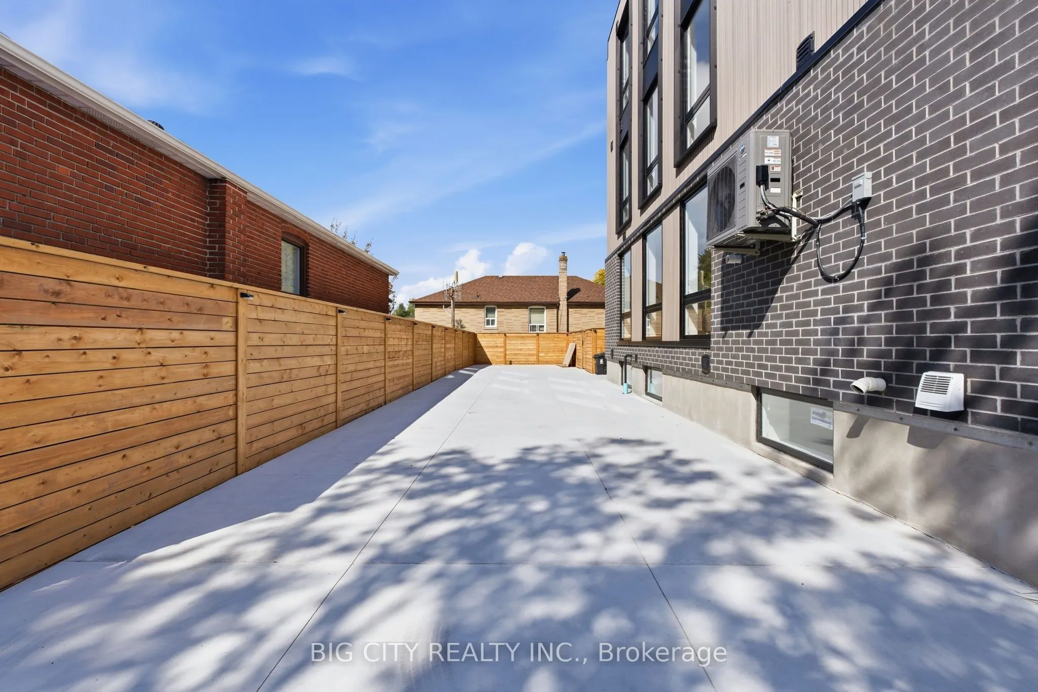 276 Lanor Avenue #2