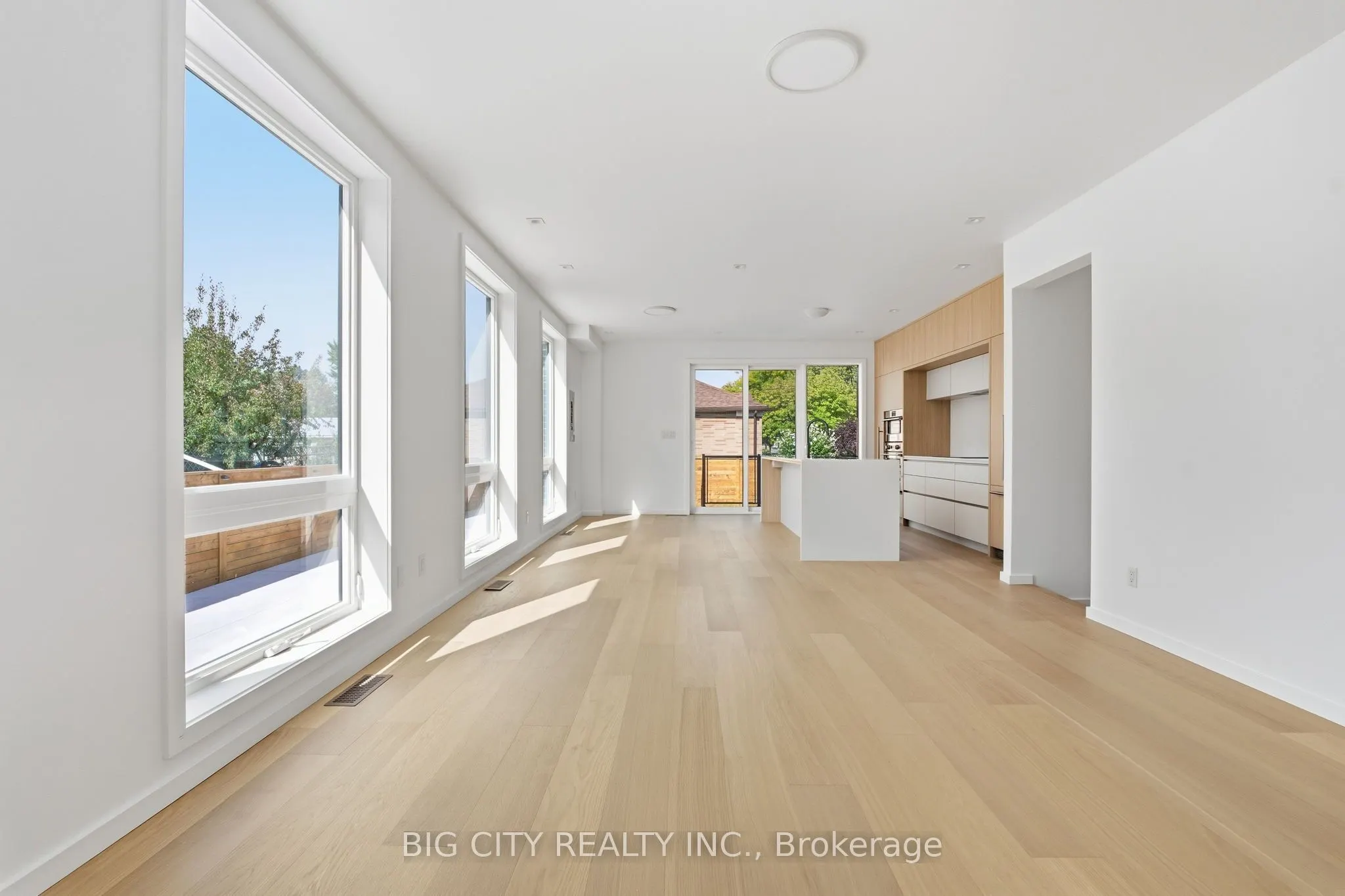 276 Lanor Avenue #2