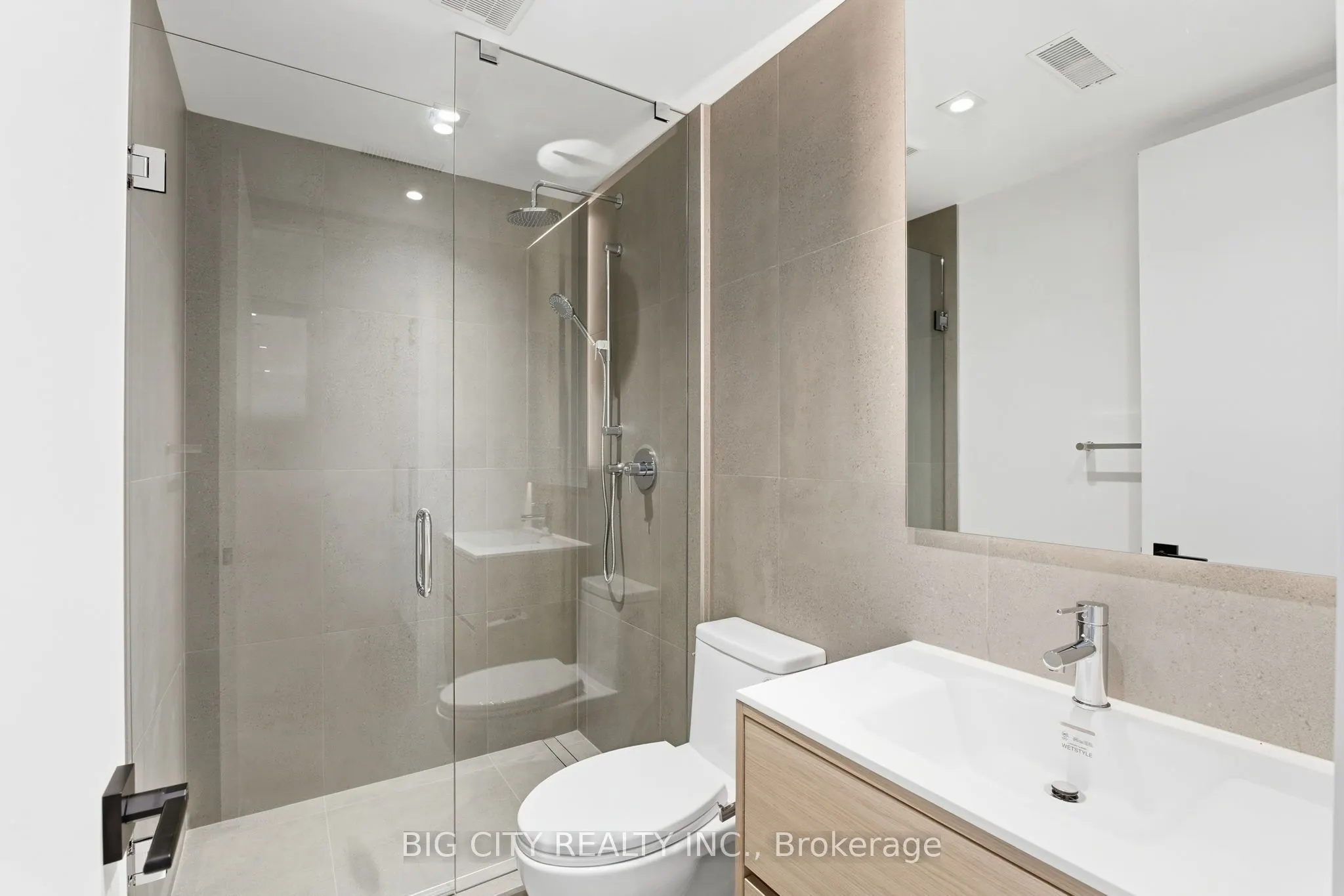 276 Lanor Avenue #2