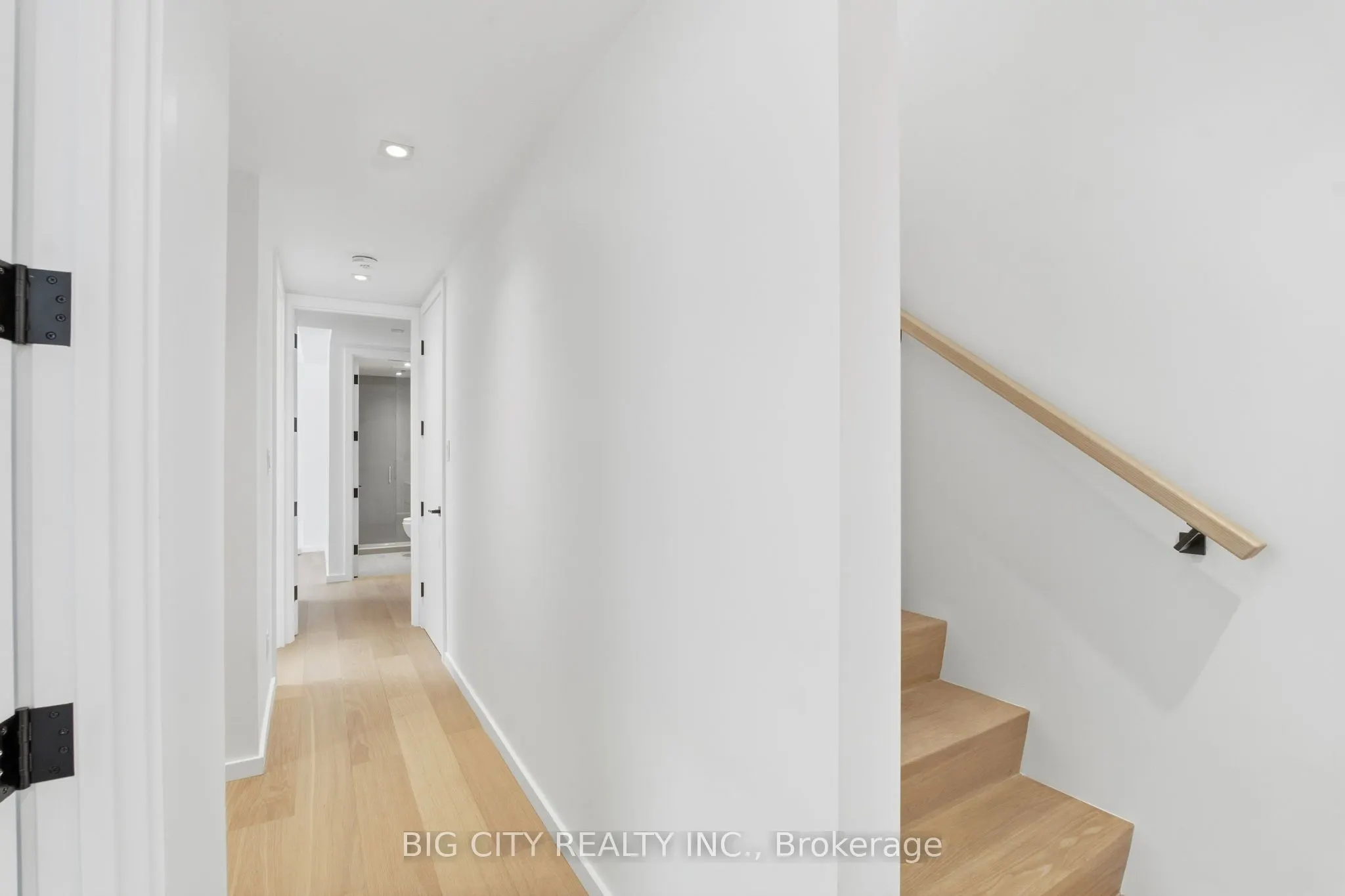276 Lanor Avenue #2