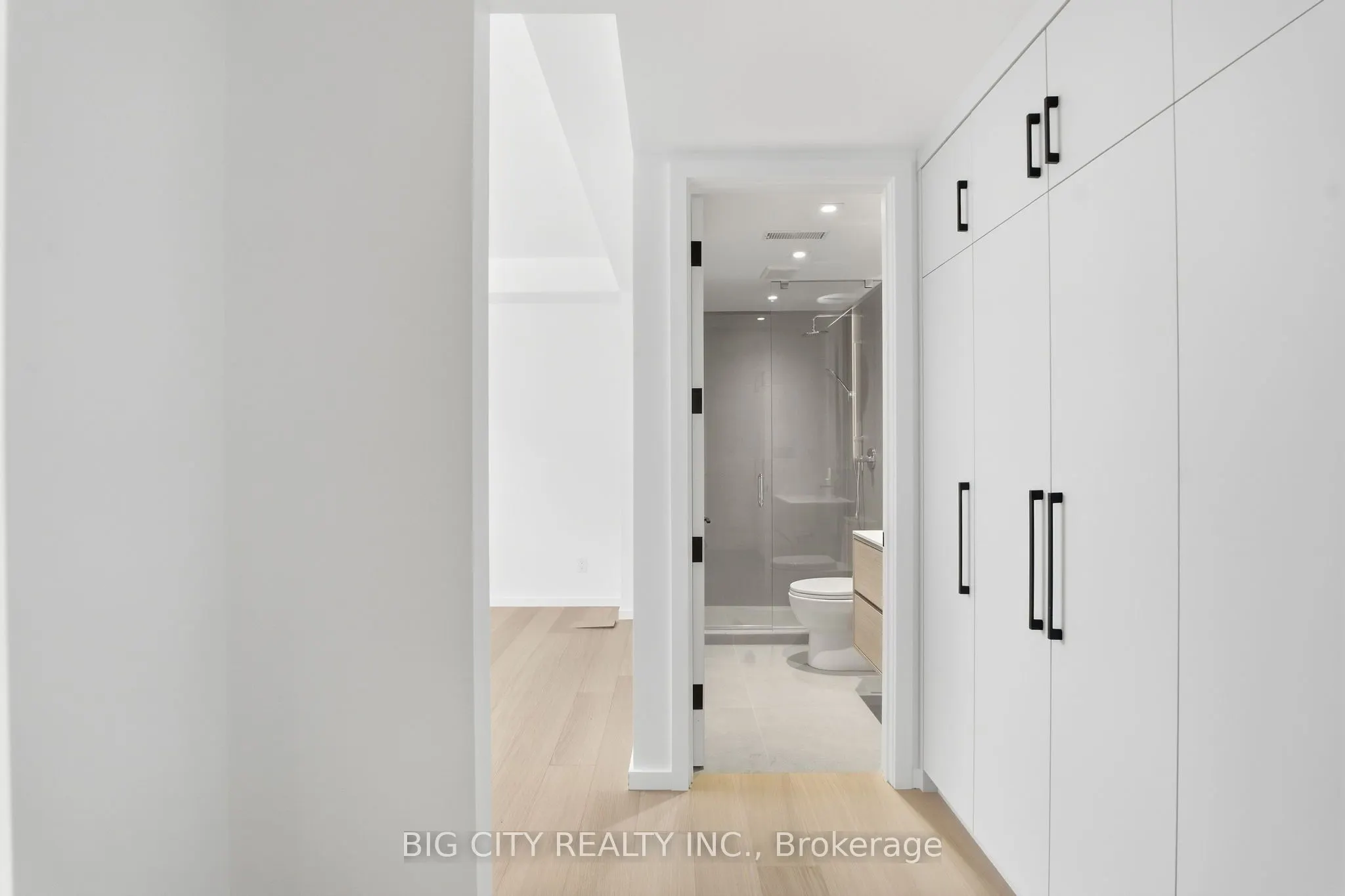 276 Lanor Avenue #2