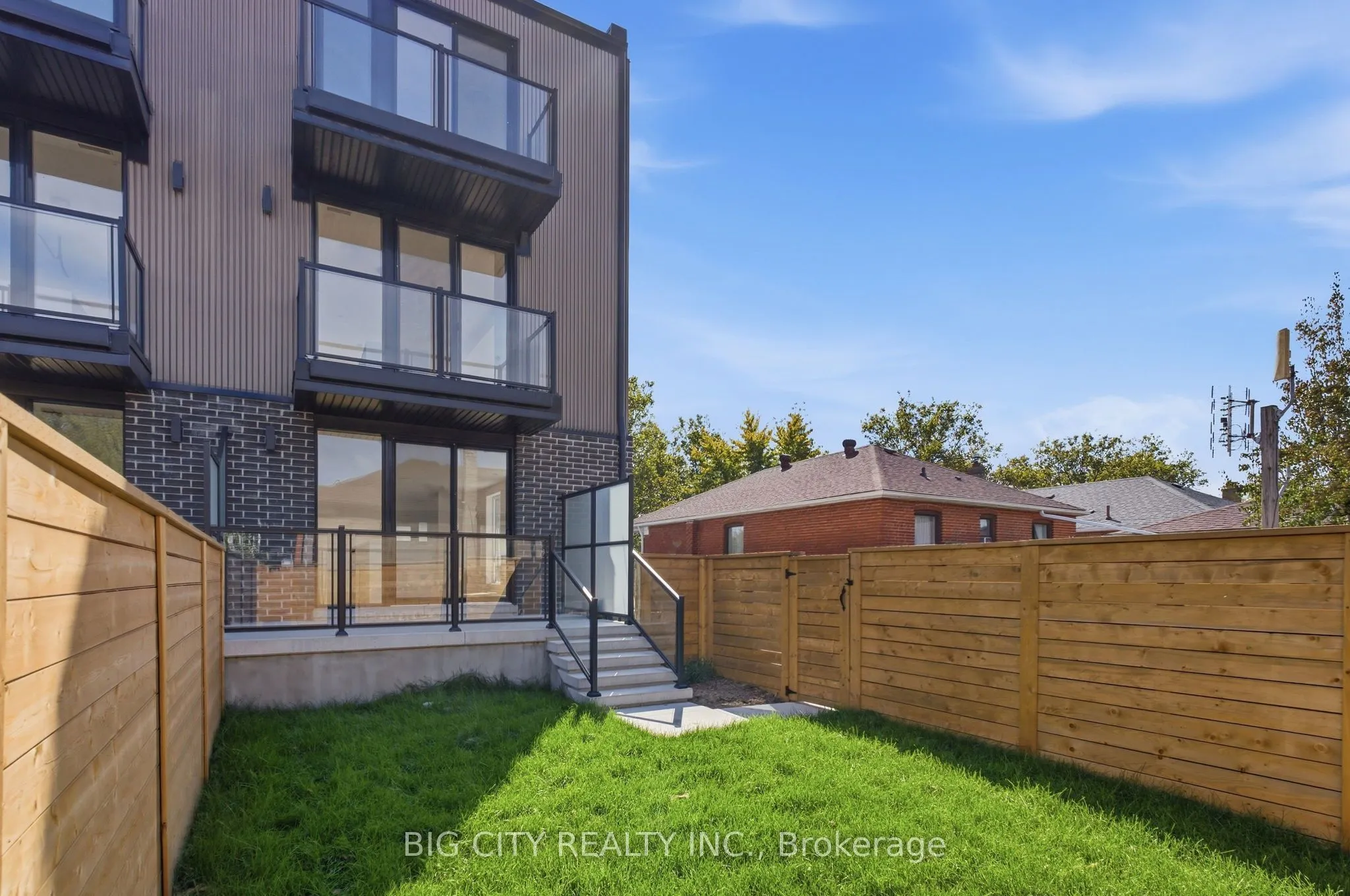 276 Lanor Avenue #2