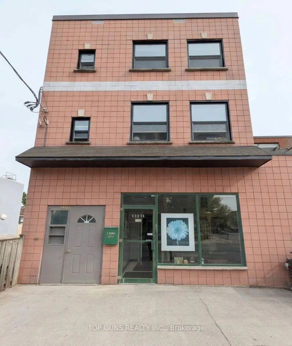 2375 St Clair Avenue W