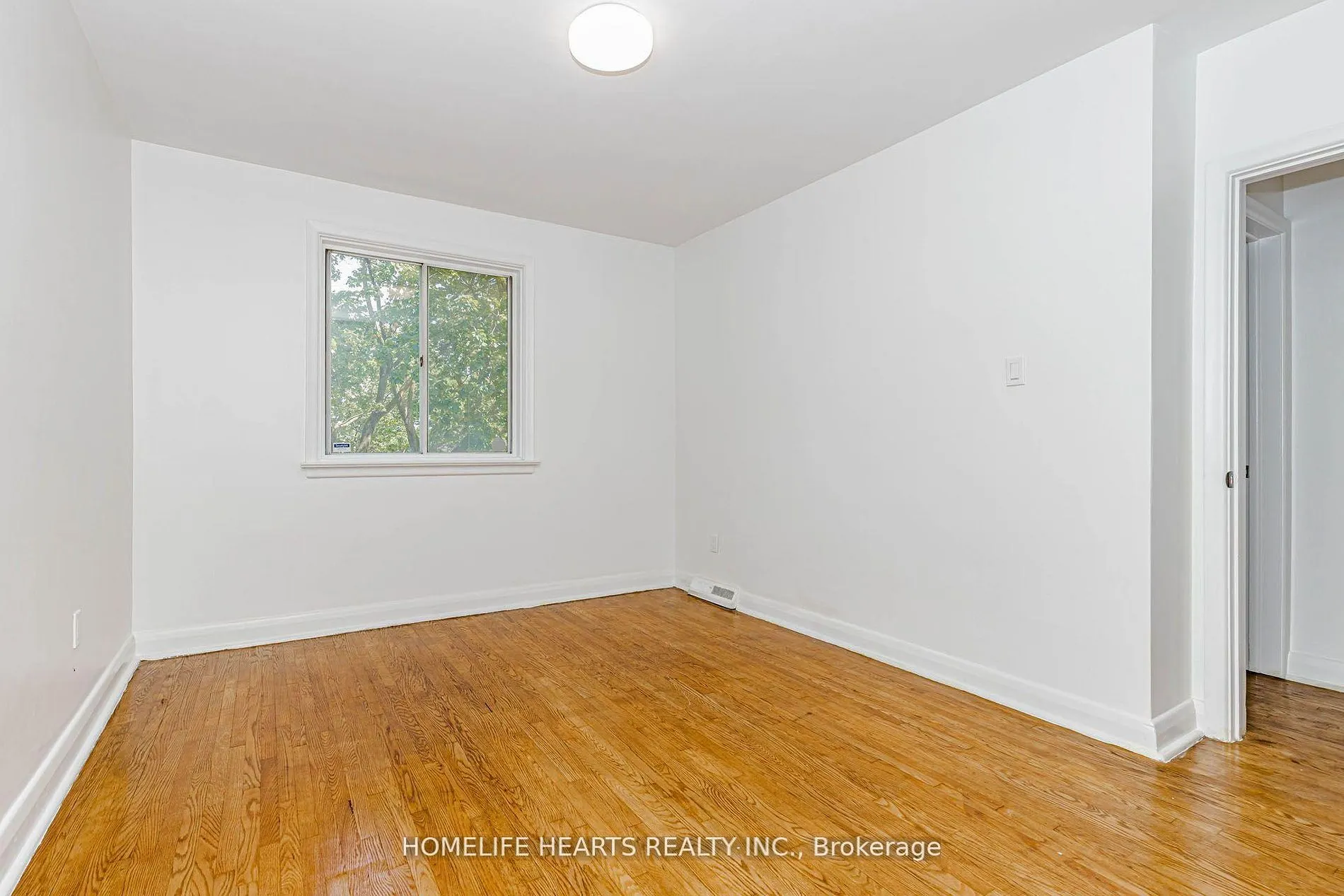 6 Dittmer Crescent