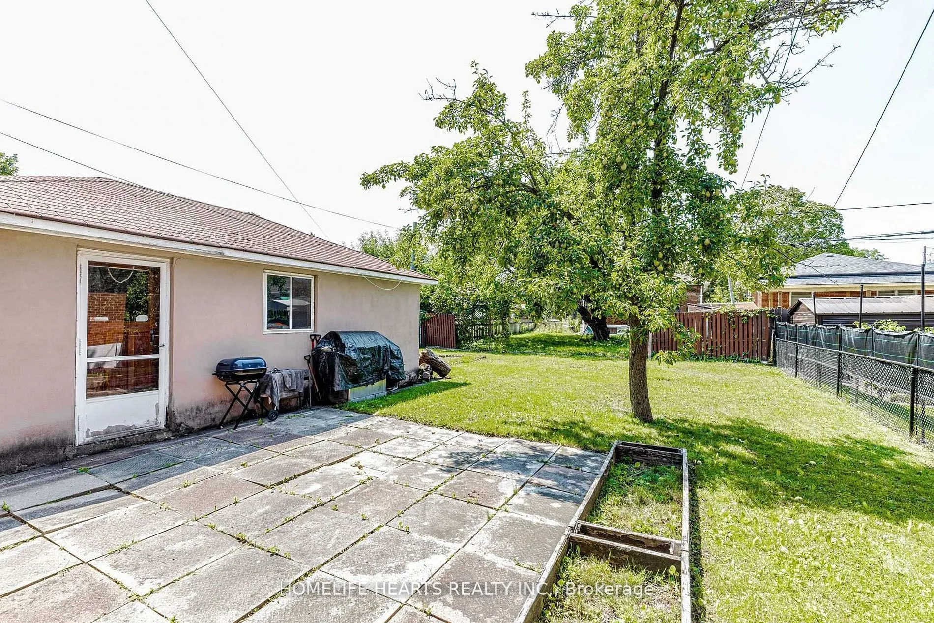 6 Dittmer Crescent