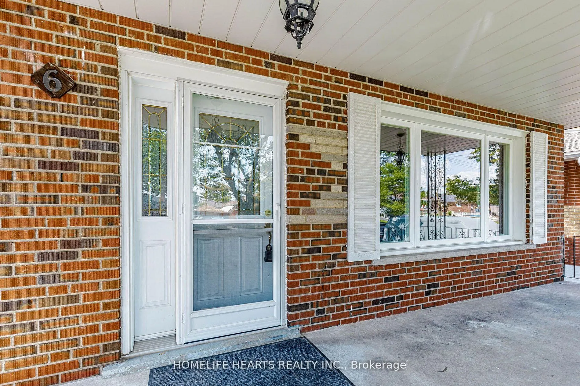 6 Dittmer Crescent