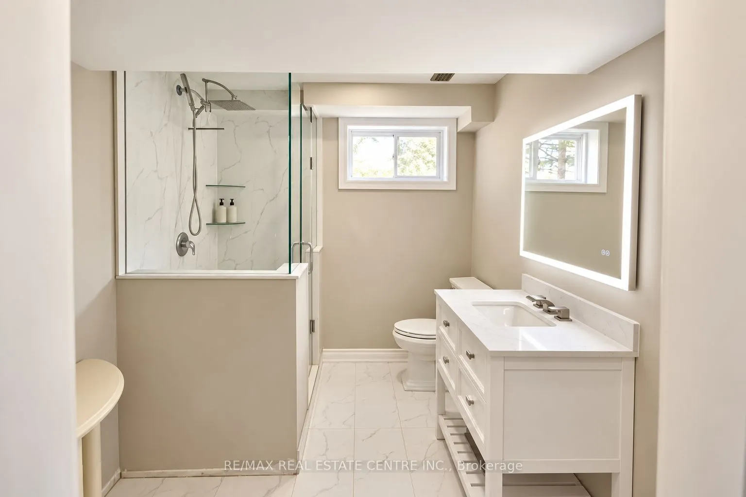 8 Kevinwood Drive
