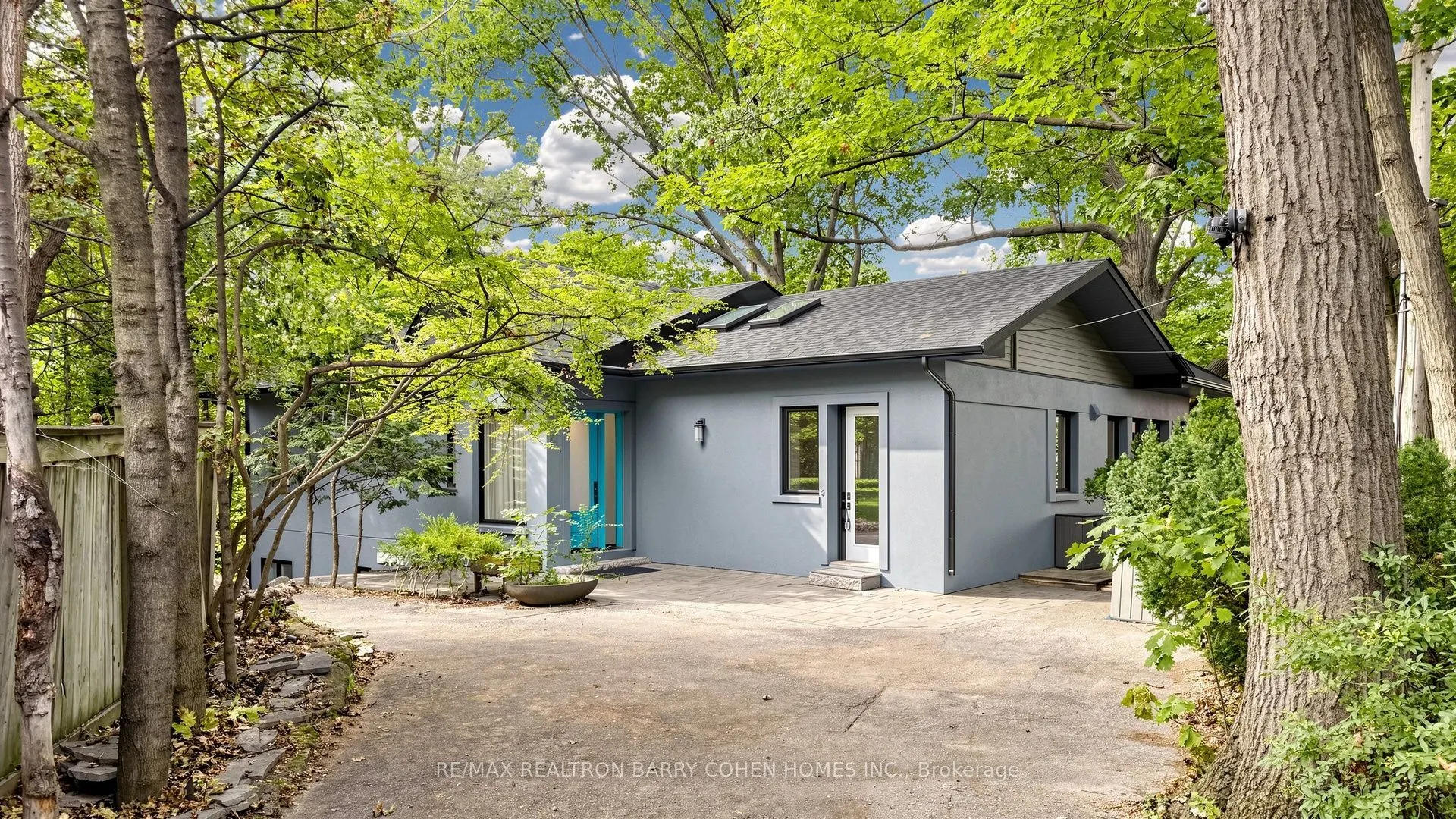 7 Greenbrook Drive