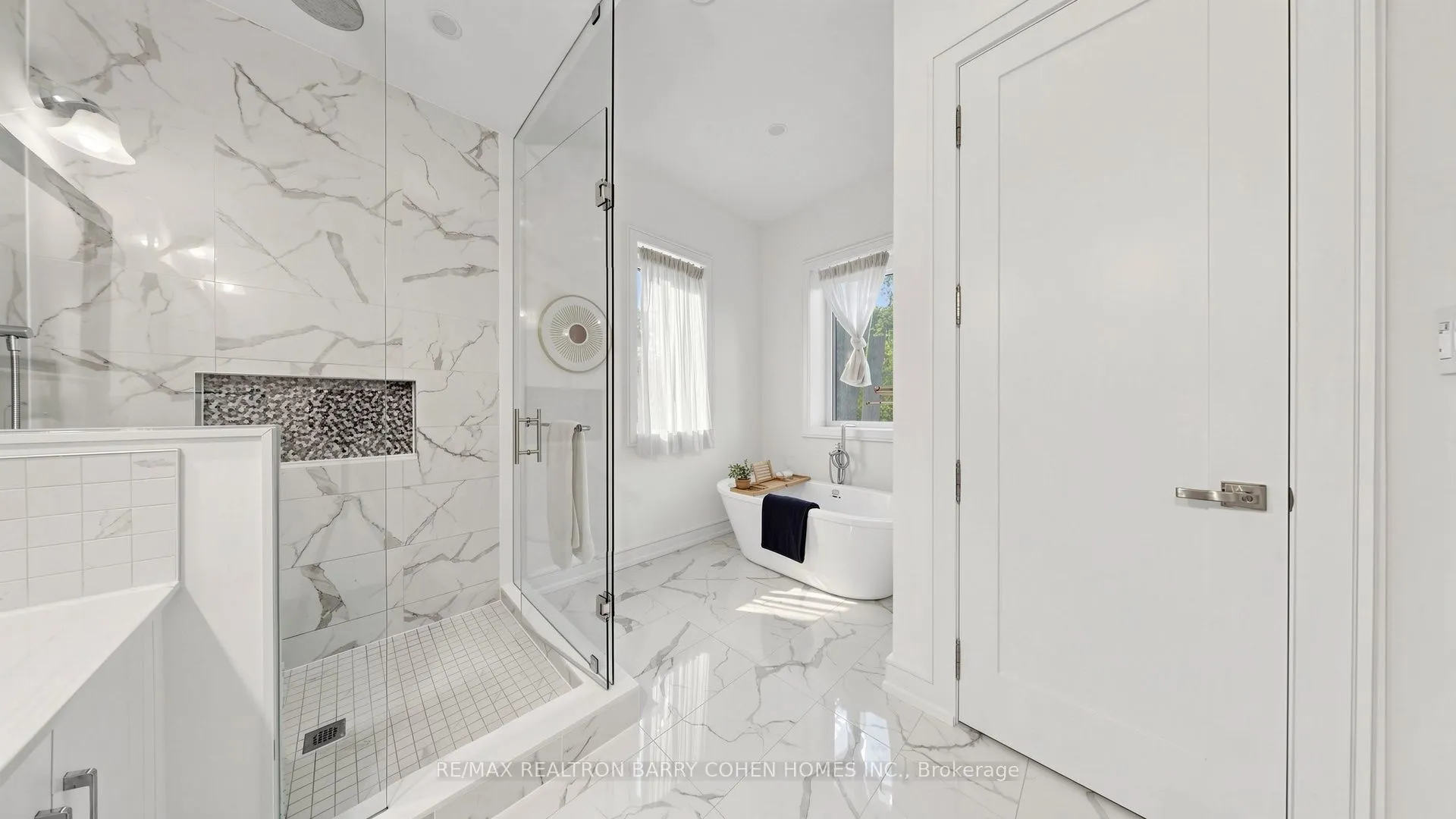 7 Greenbrook Drive