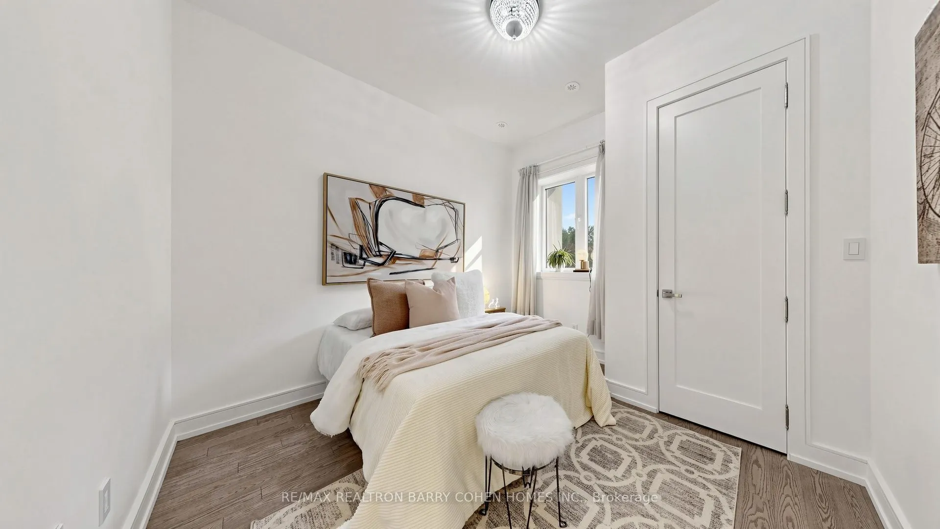 7 Greenbrook Drive