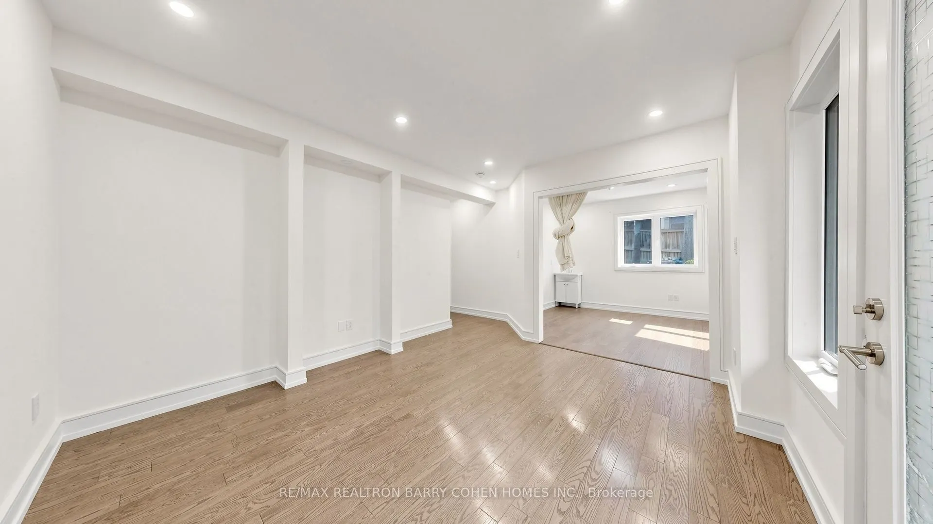 7 Greenbrook Drive
