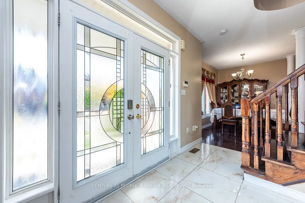 1 Bouvier Gate