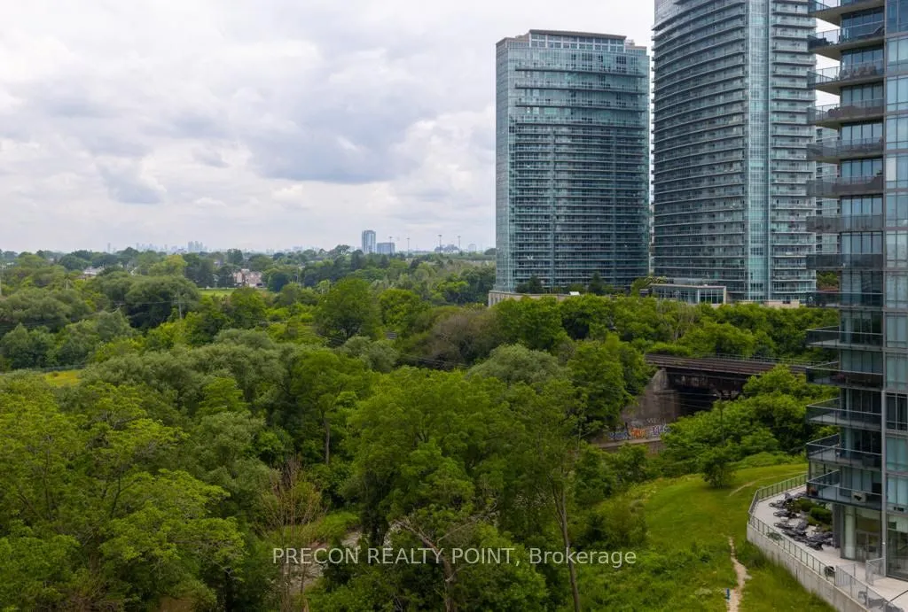 36 Park Lawn Road #806