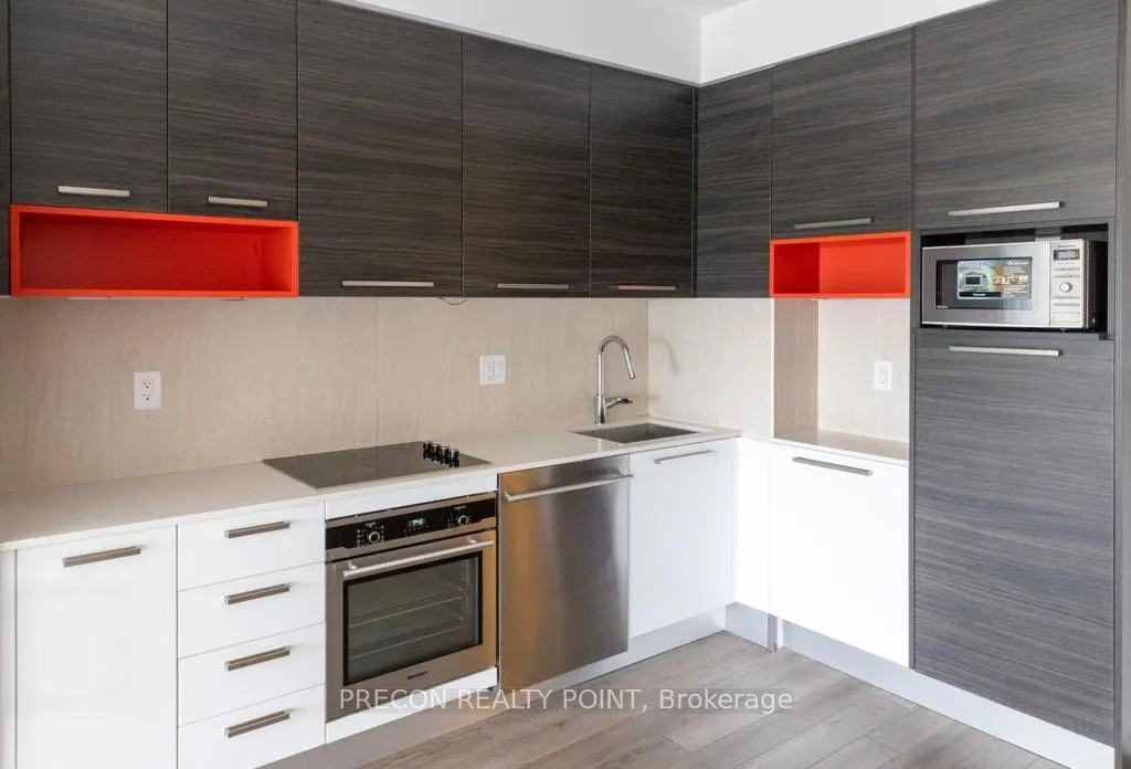 36 Park Lawn Road #806