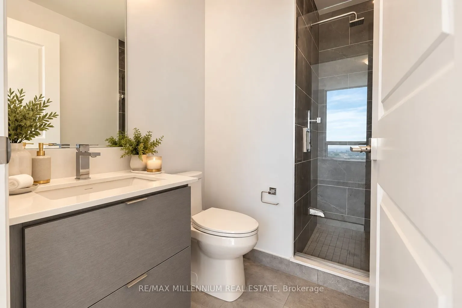 36 Elm Drive W #2607