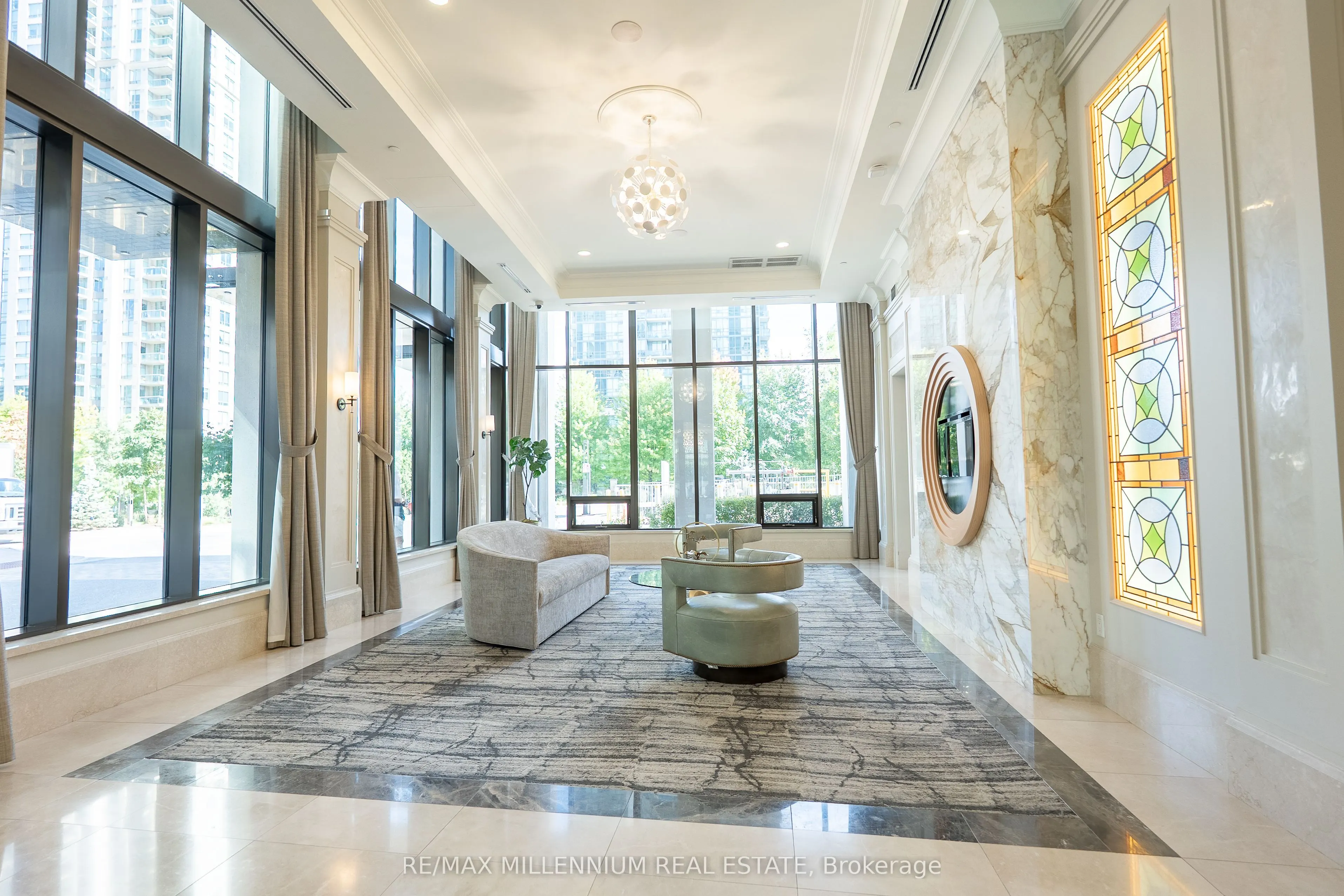 36 Elm Drive W #2607