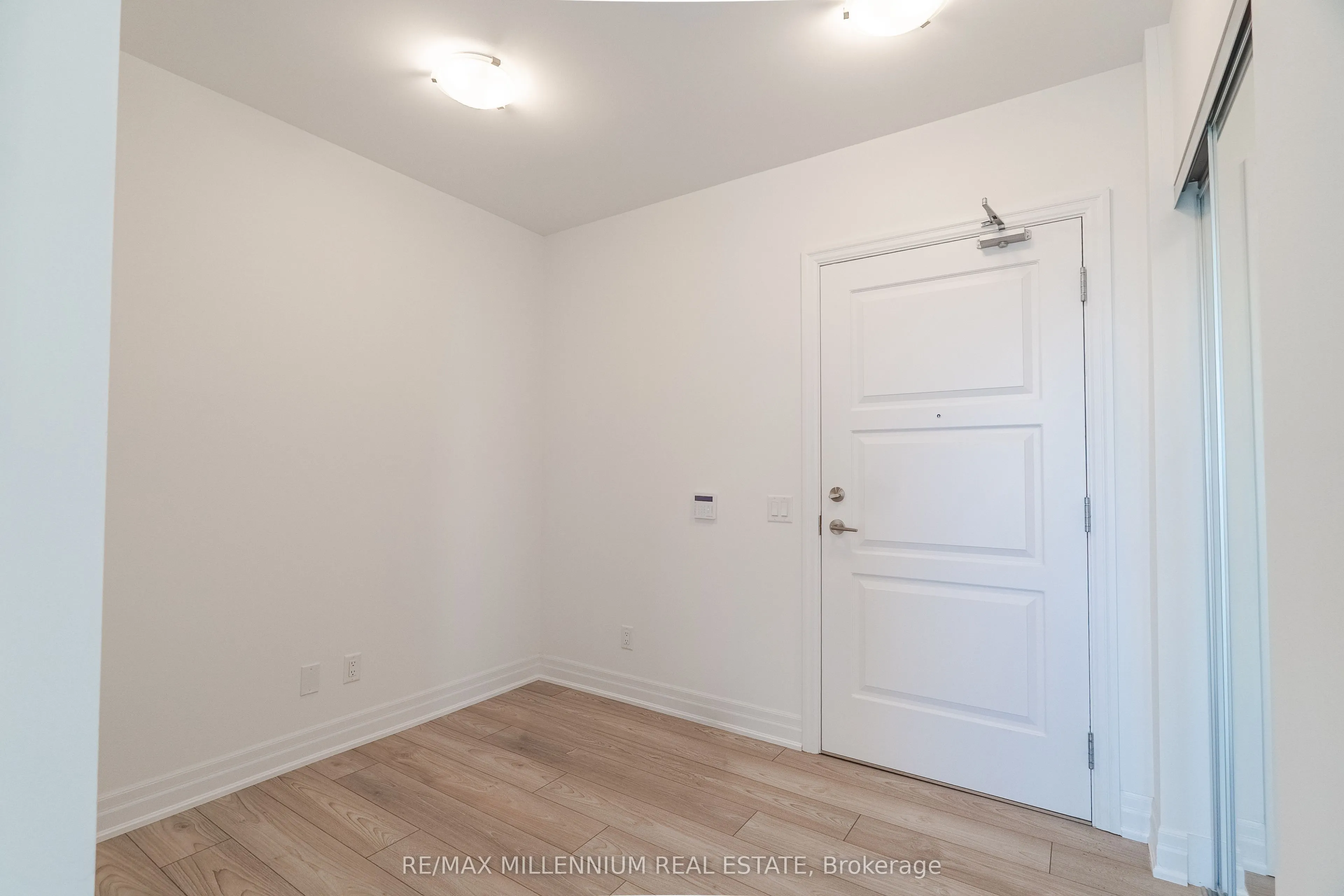 36 Elm Drive W #2607