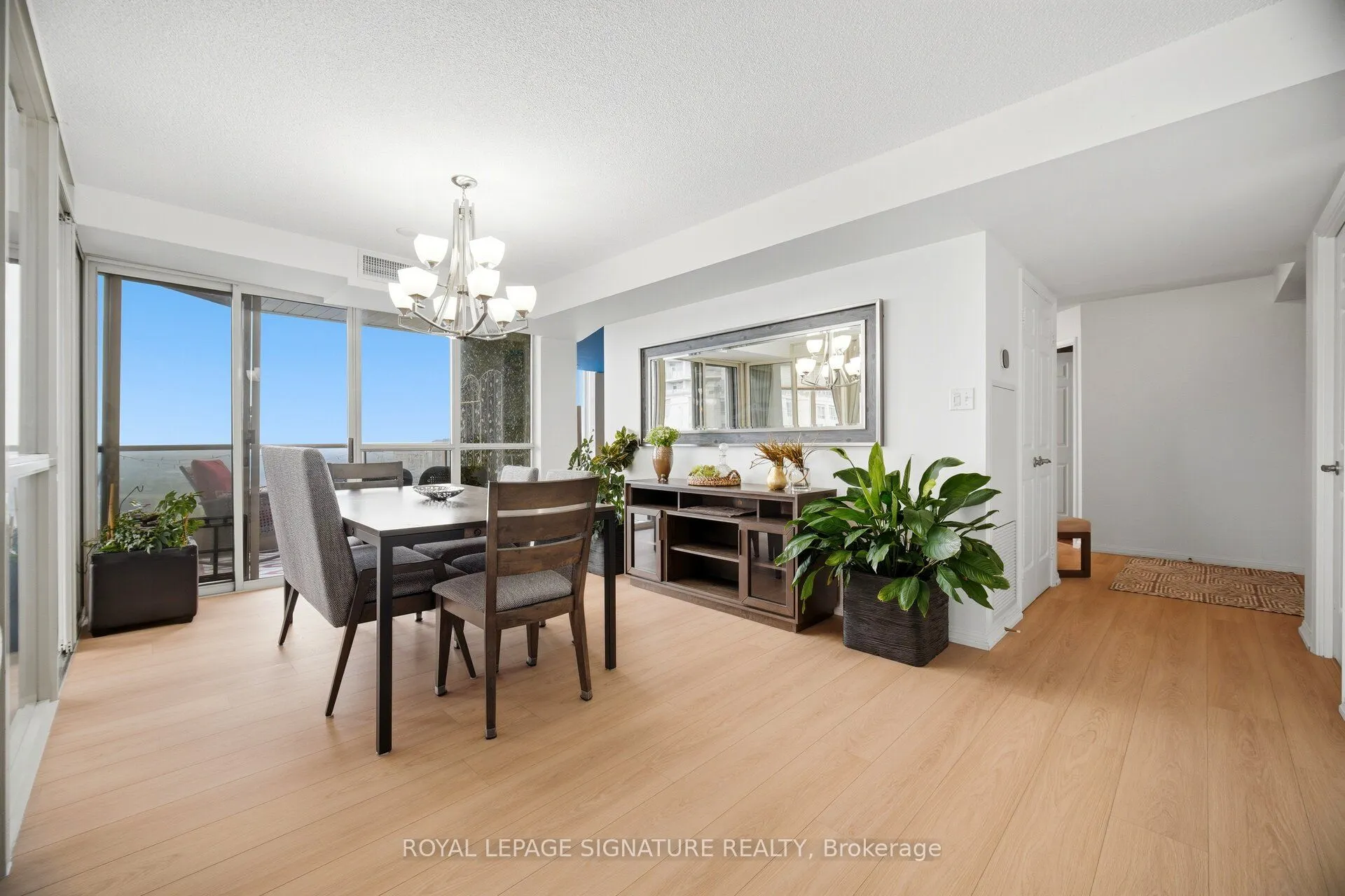 55 Kingsbridge Garden Circle #2310