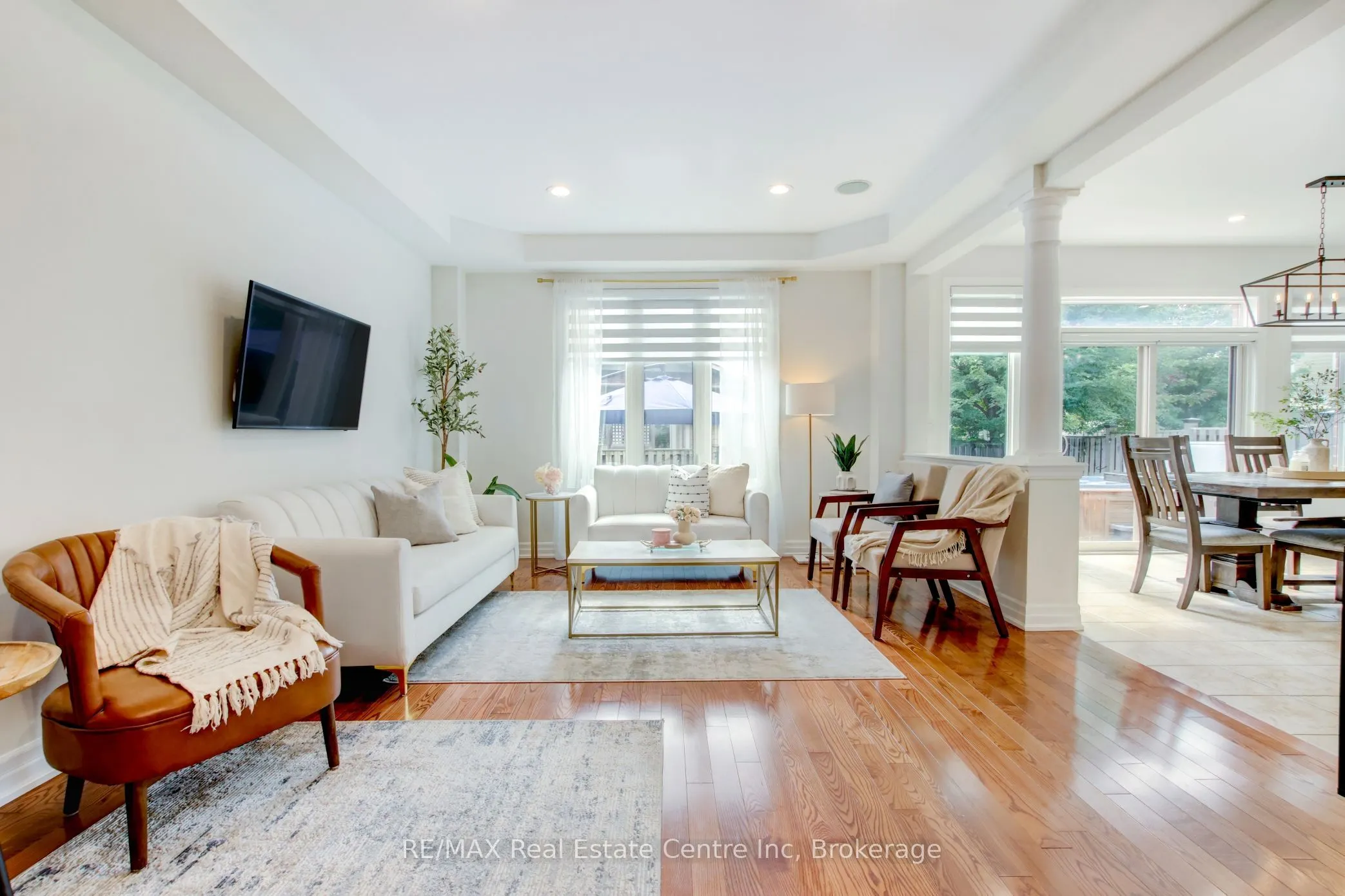 52 Bardoe Crescent