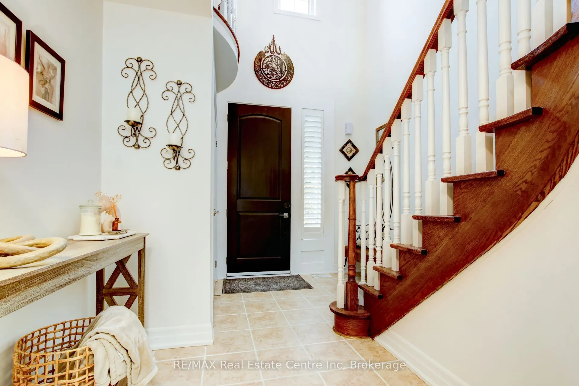 52 Bardoe Crescent