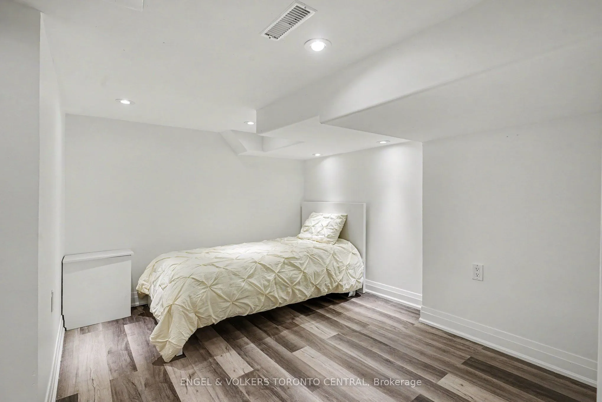 28 Inverleigh Drive