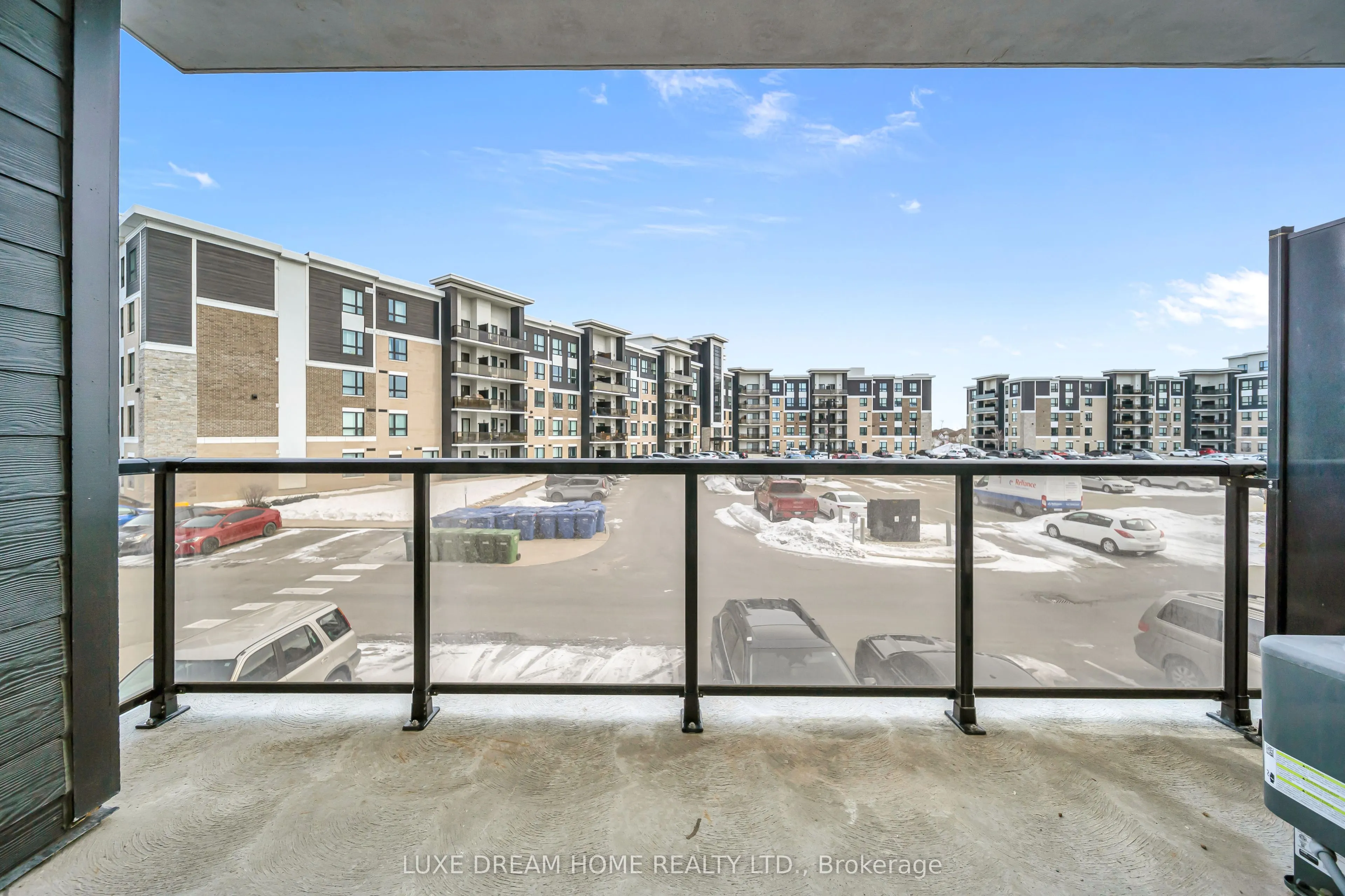 620 Sauve Street E #206