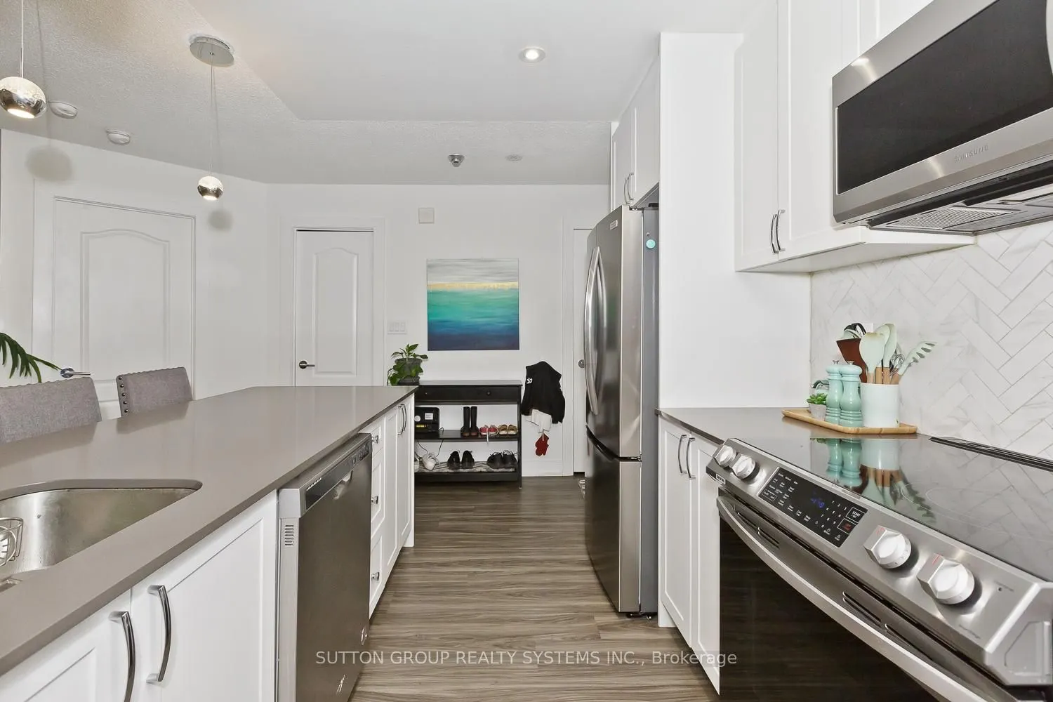 4198 Dundas Street W #311
