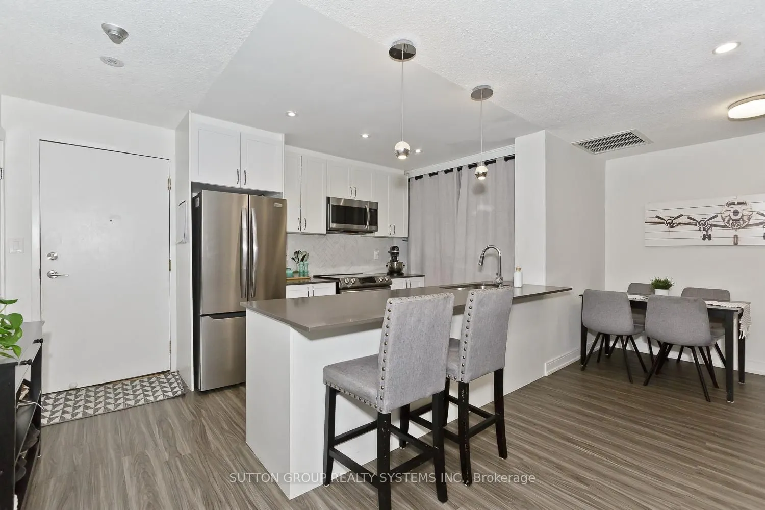 4198 Dundas Street W #311