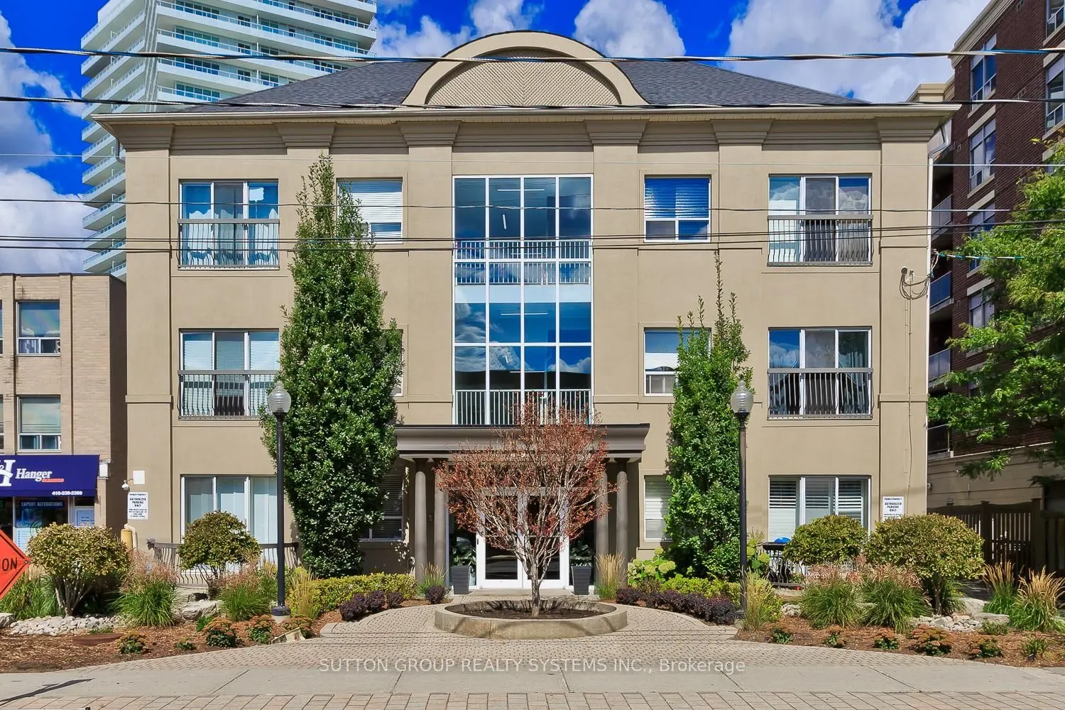 4198 Dundas Street W #311