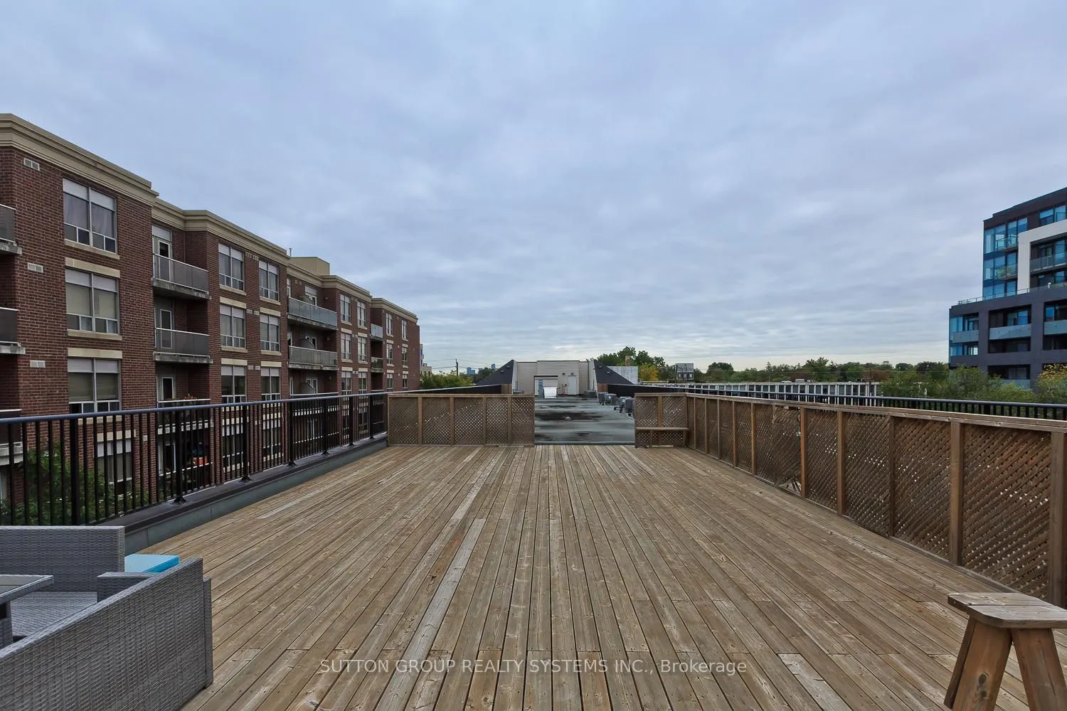 4198 Dundas Street W #311