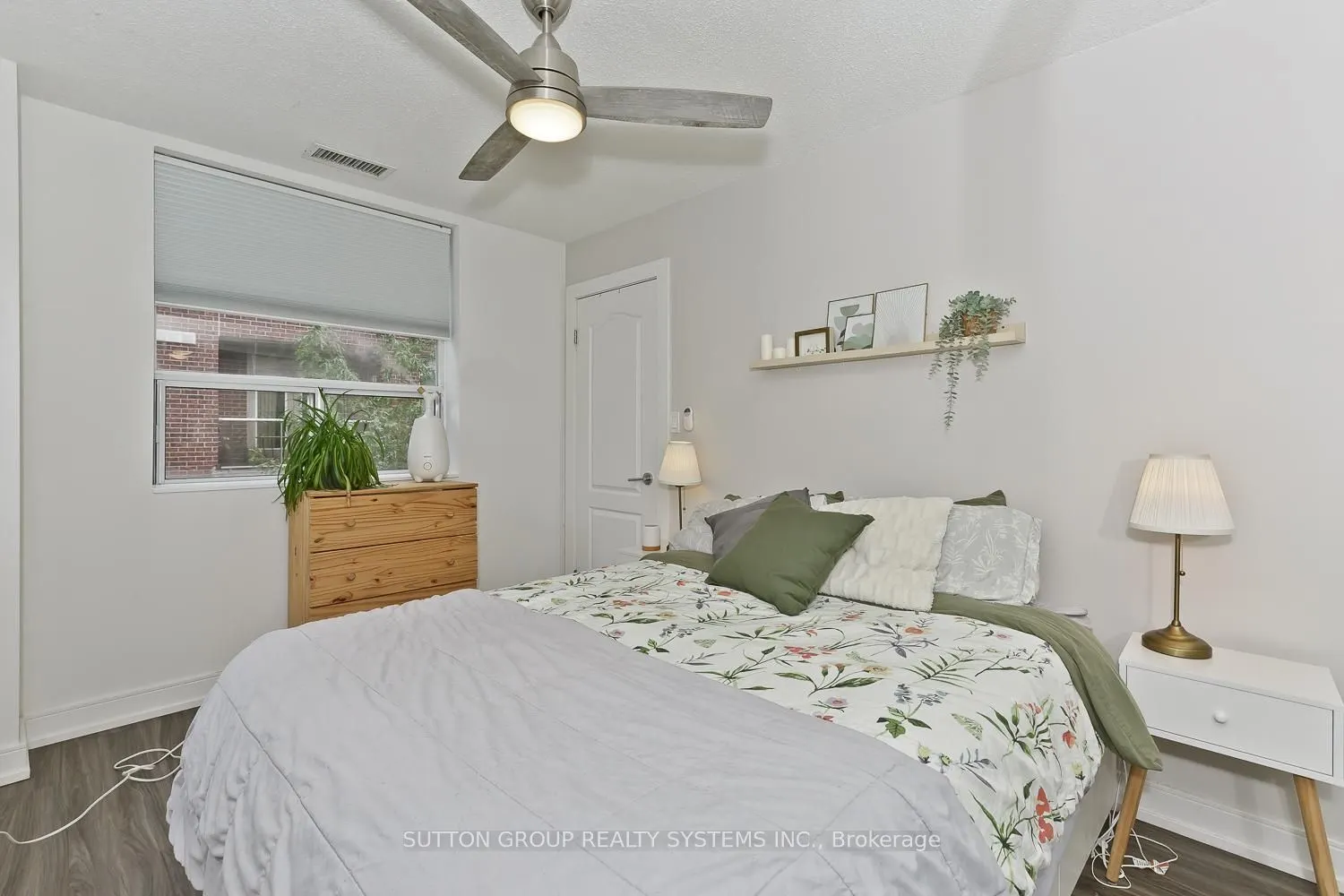 4198 Dundas Street W #311