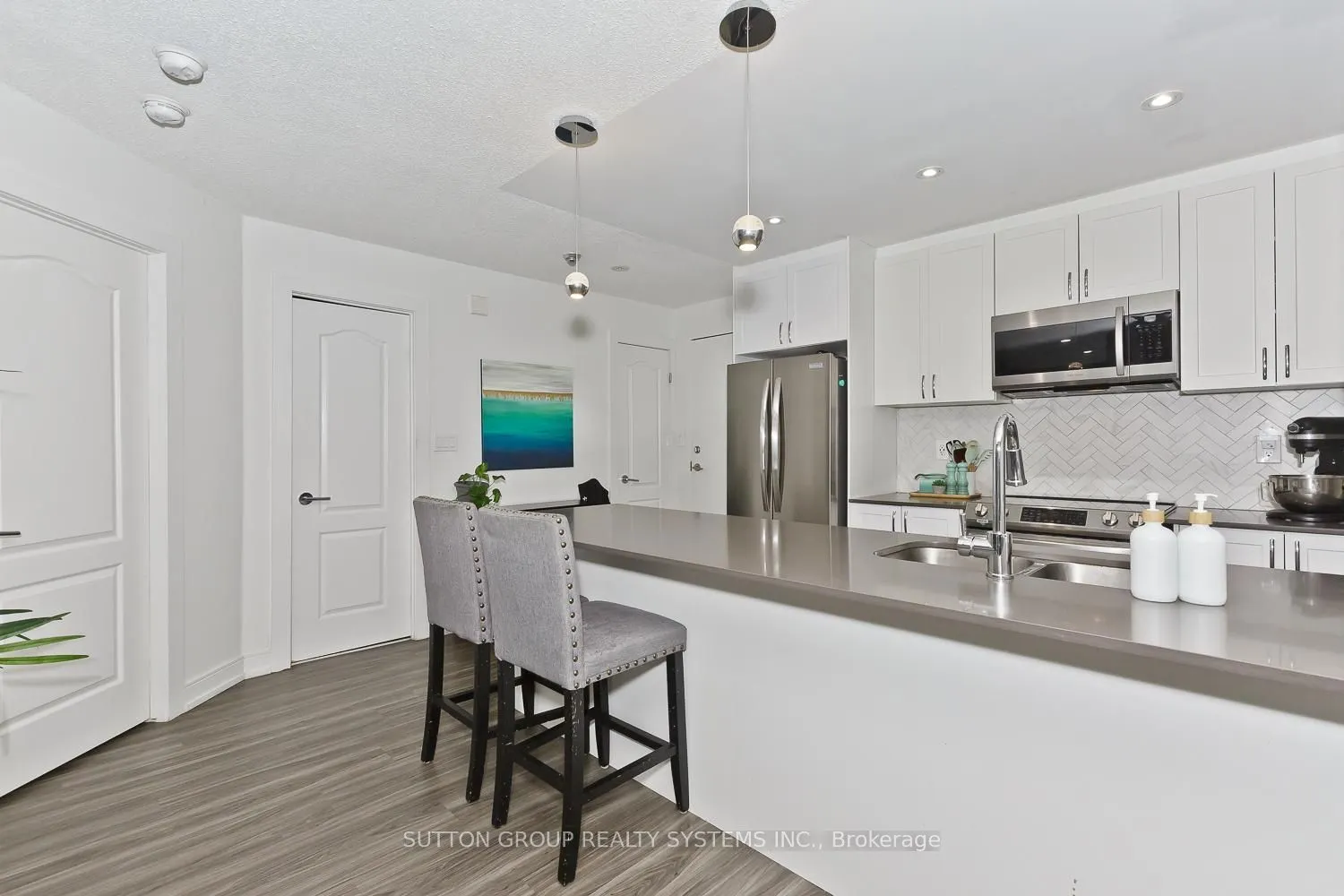 4198 Dundas Street W #311