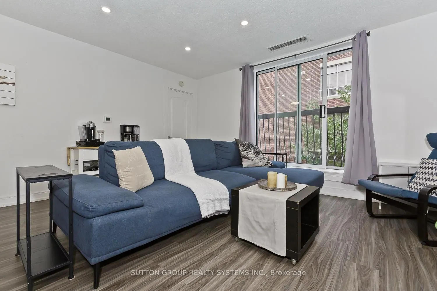 4198 Dundas Street W #311