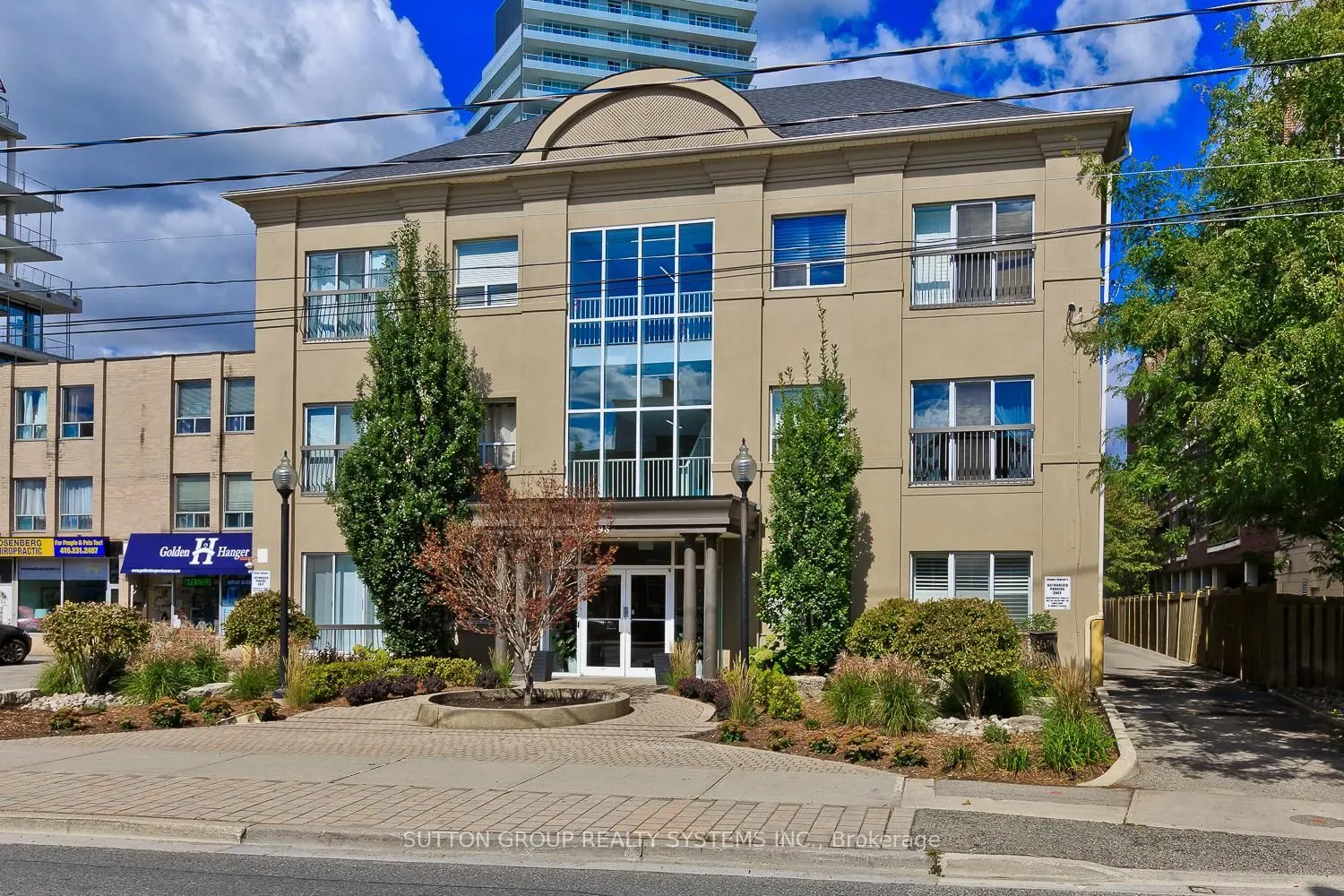 4198 Dundas Street W #311