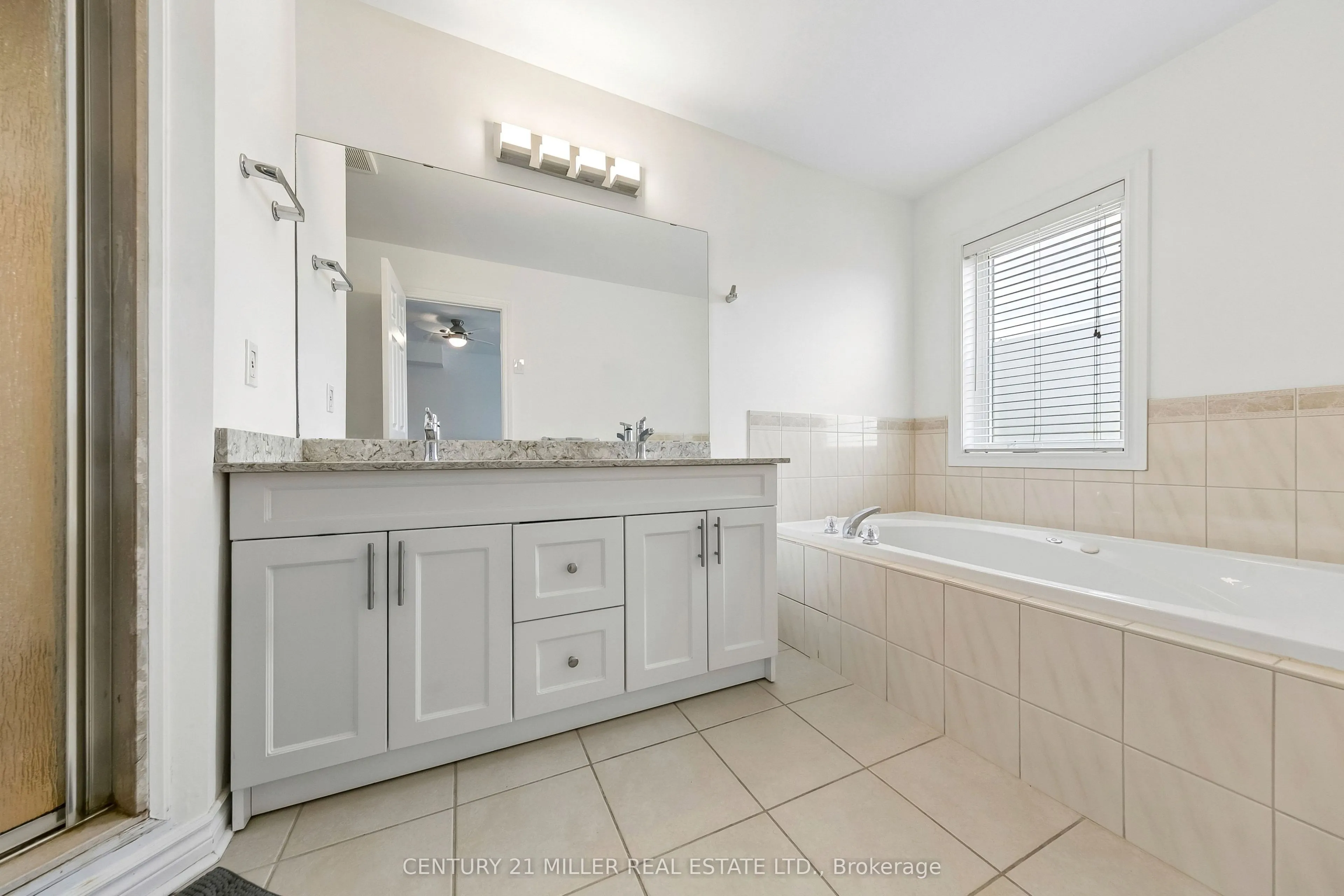 300 Ravineview Way #37