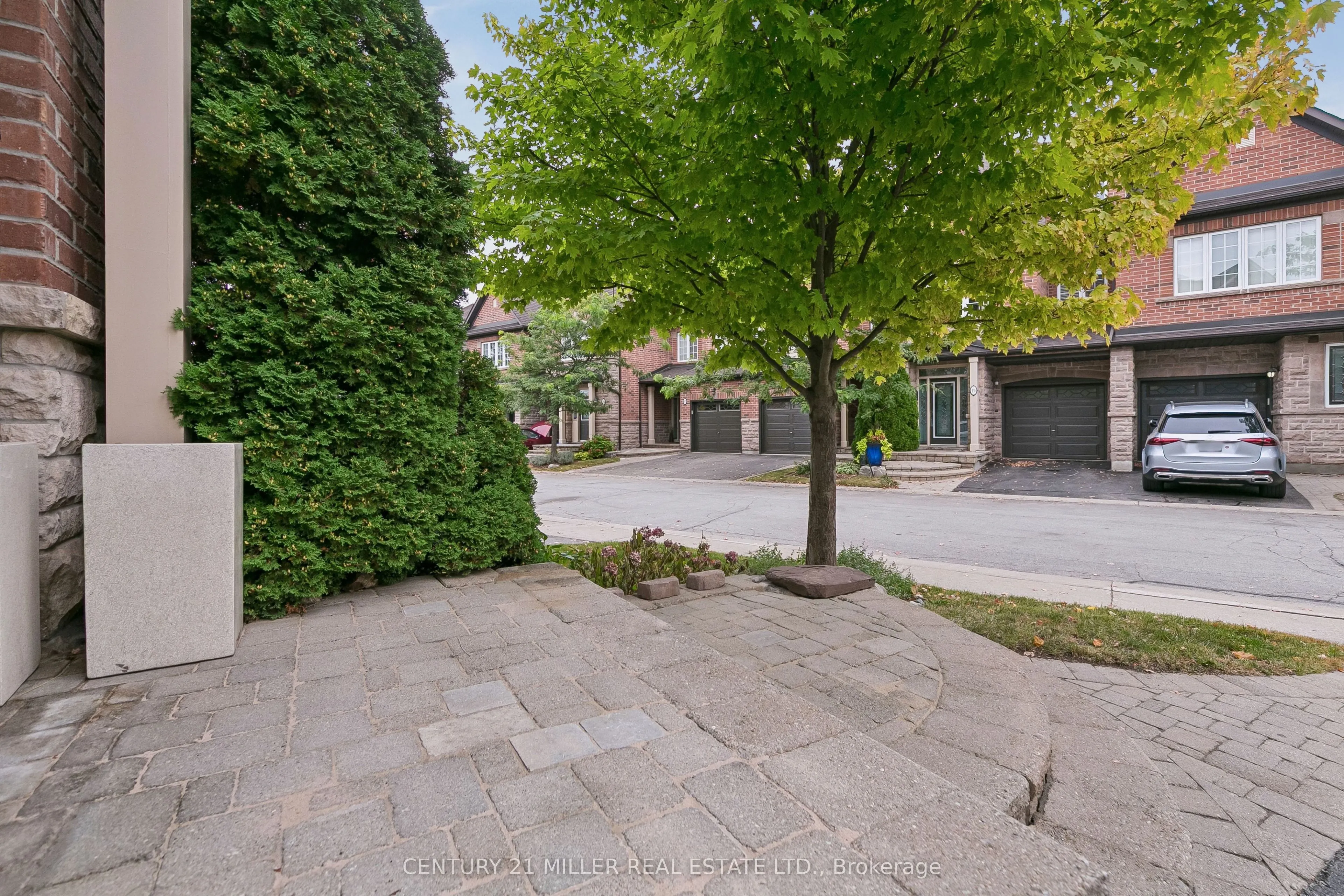 300 Ravineview Way #37