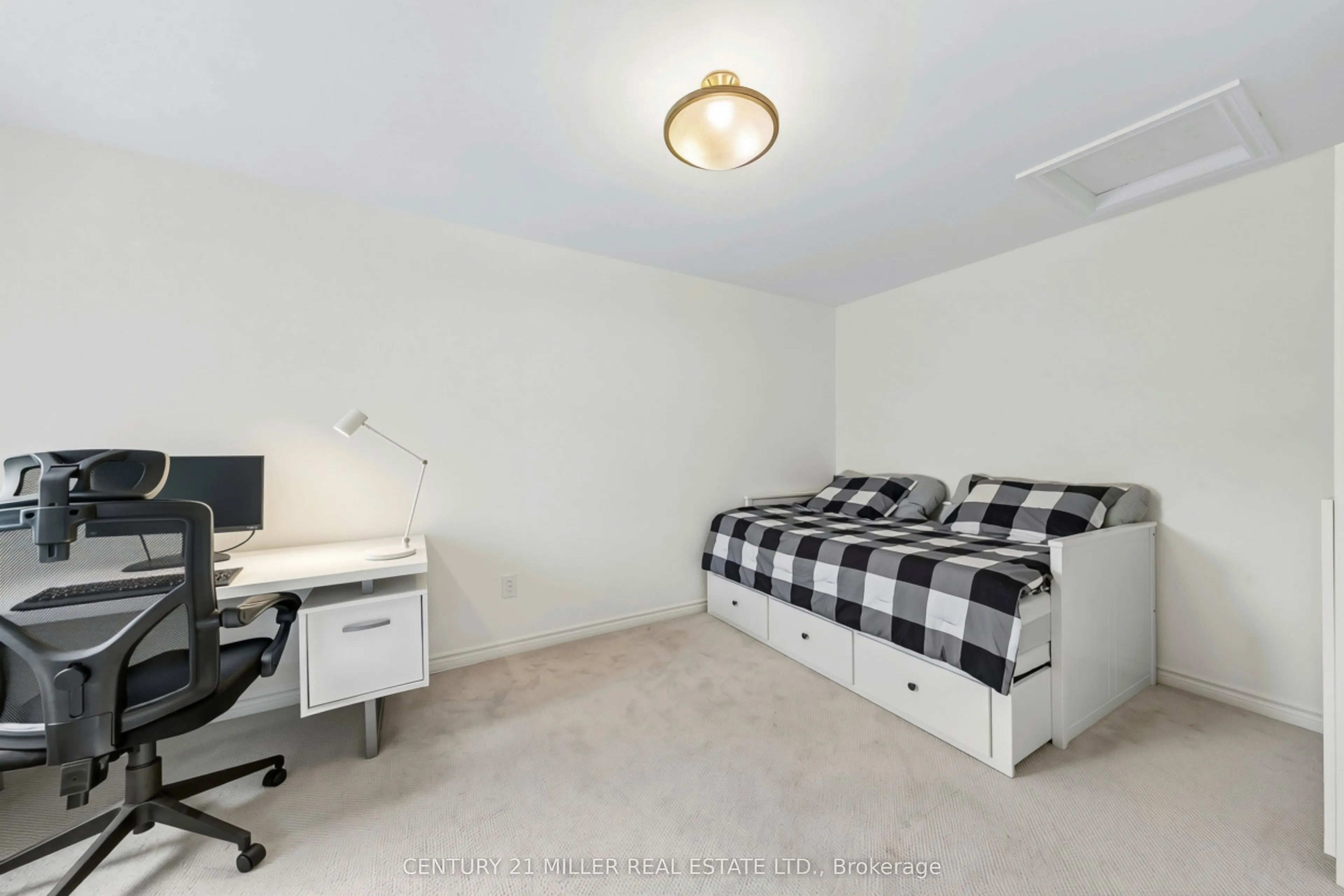 300 Ravineview Way #37