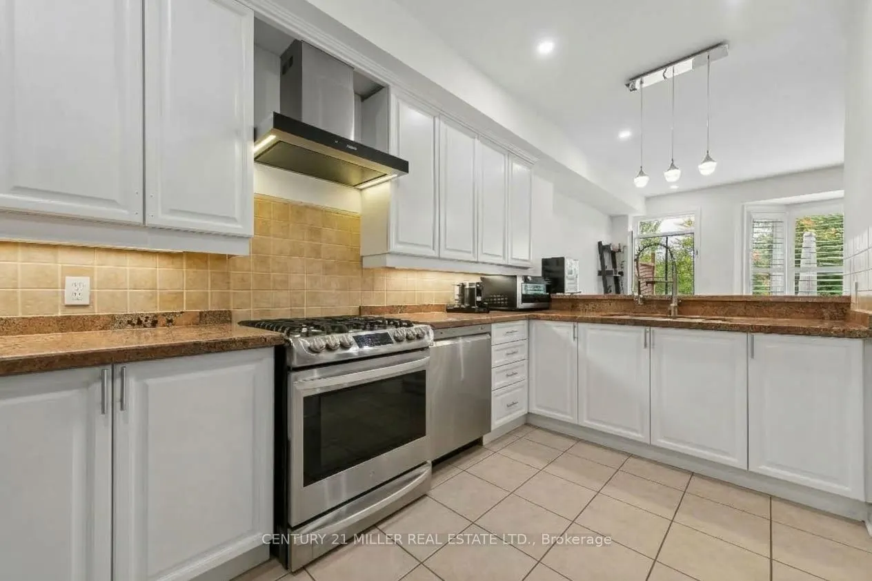 300 Ravineview Way #37