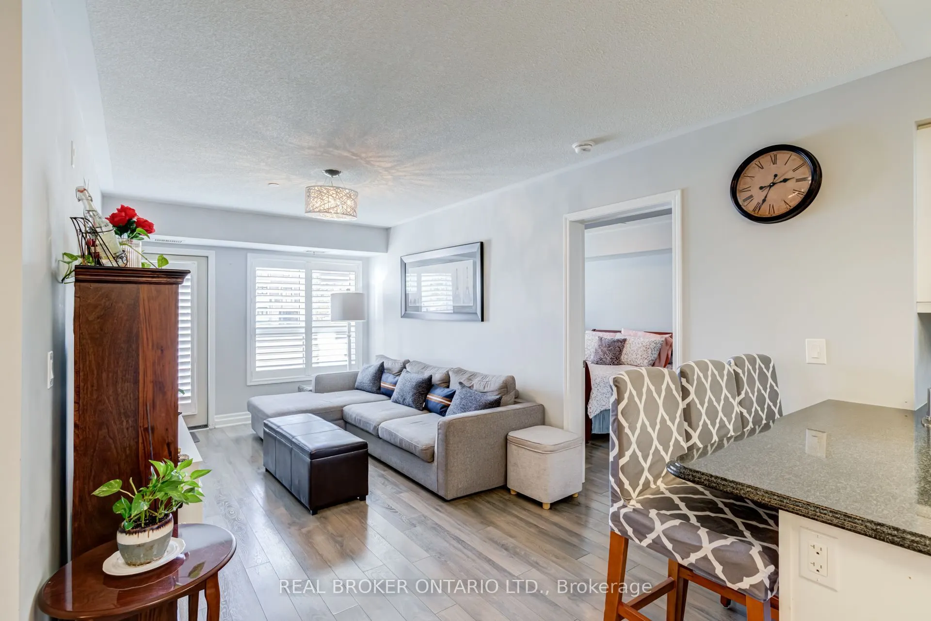 1045 Nadalin Heights #105