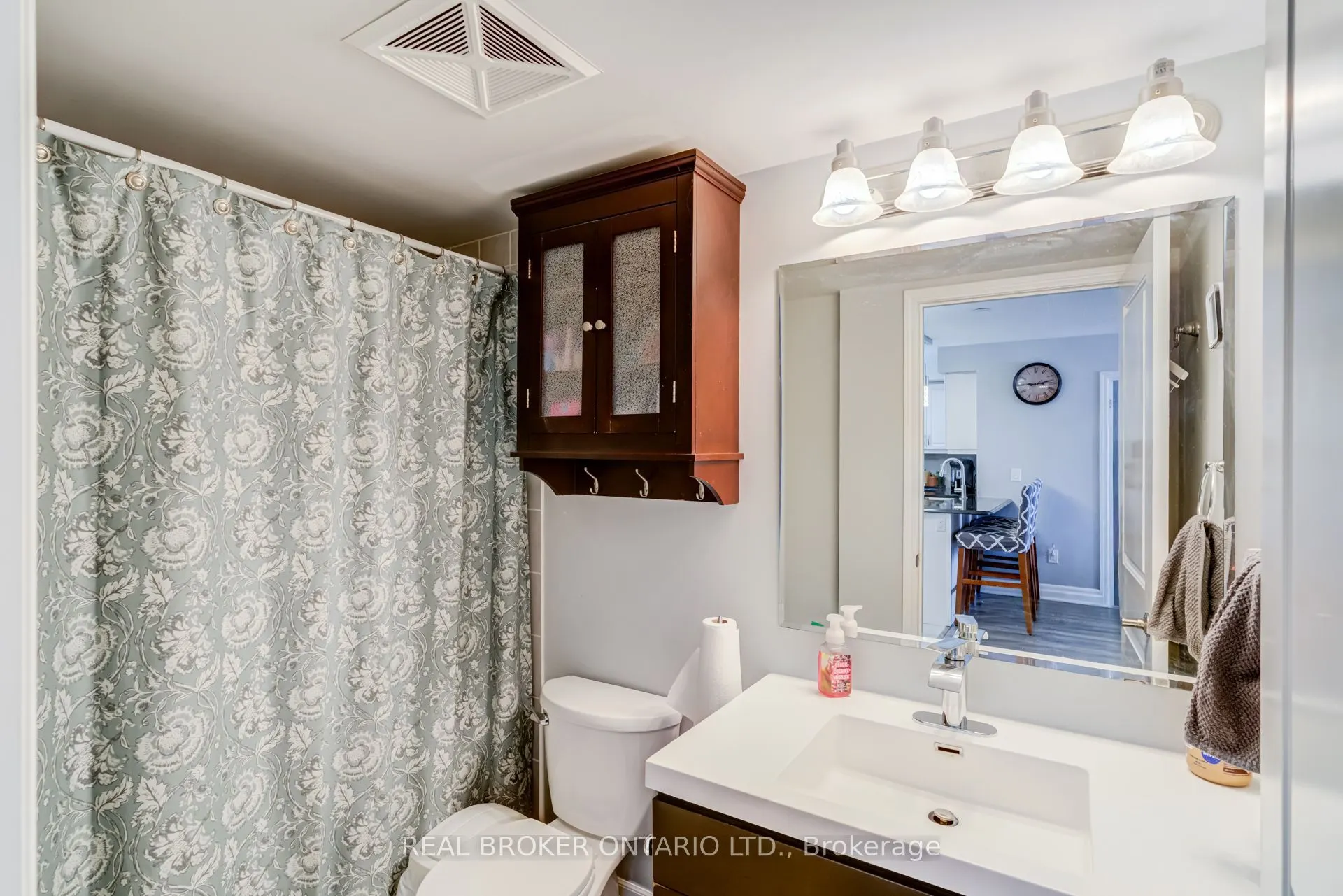 1045 Nadalin Heights #105