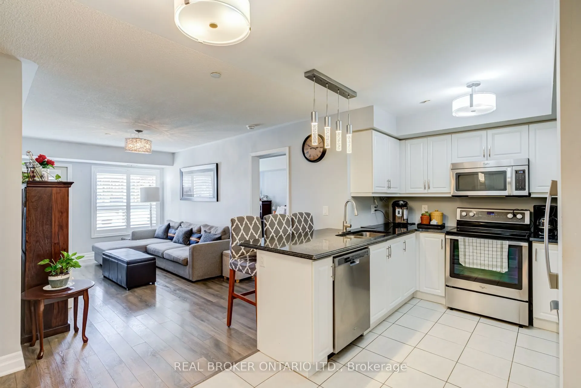 1045 Nadalin Heights #105