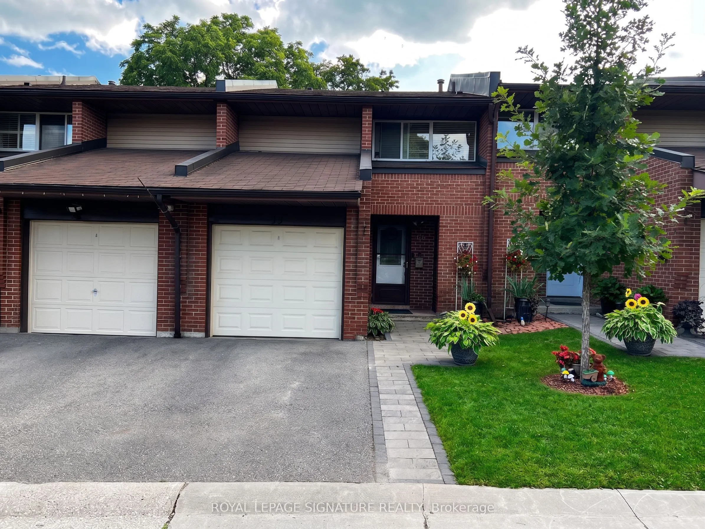 2301 Derry Road W #33