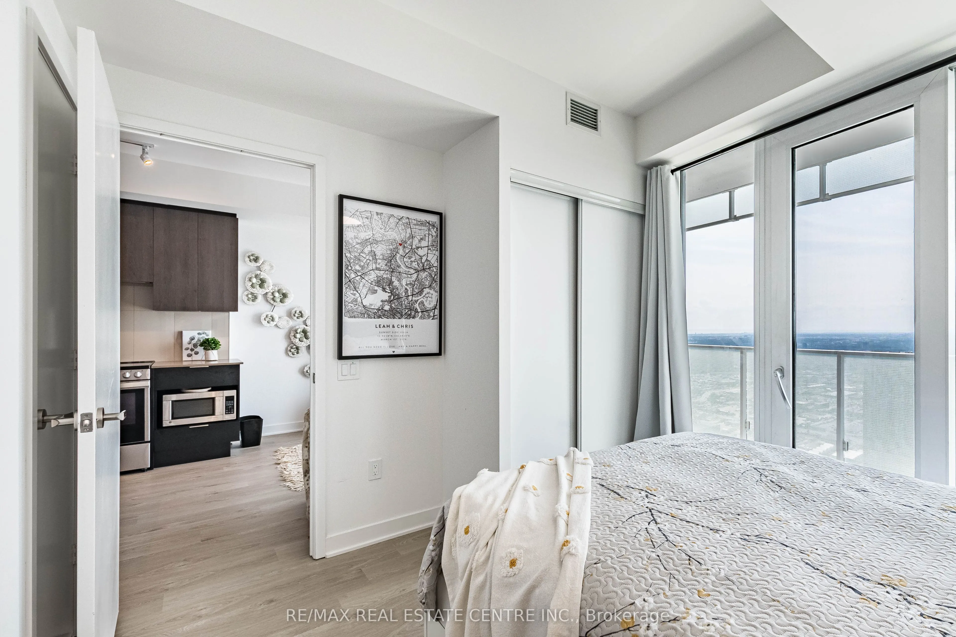 3900 Confederation Parkway #5707