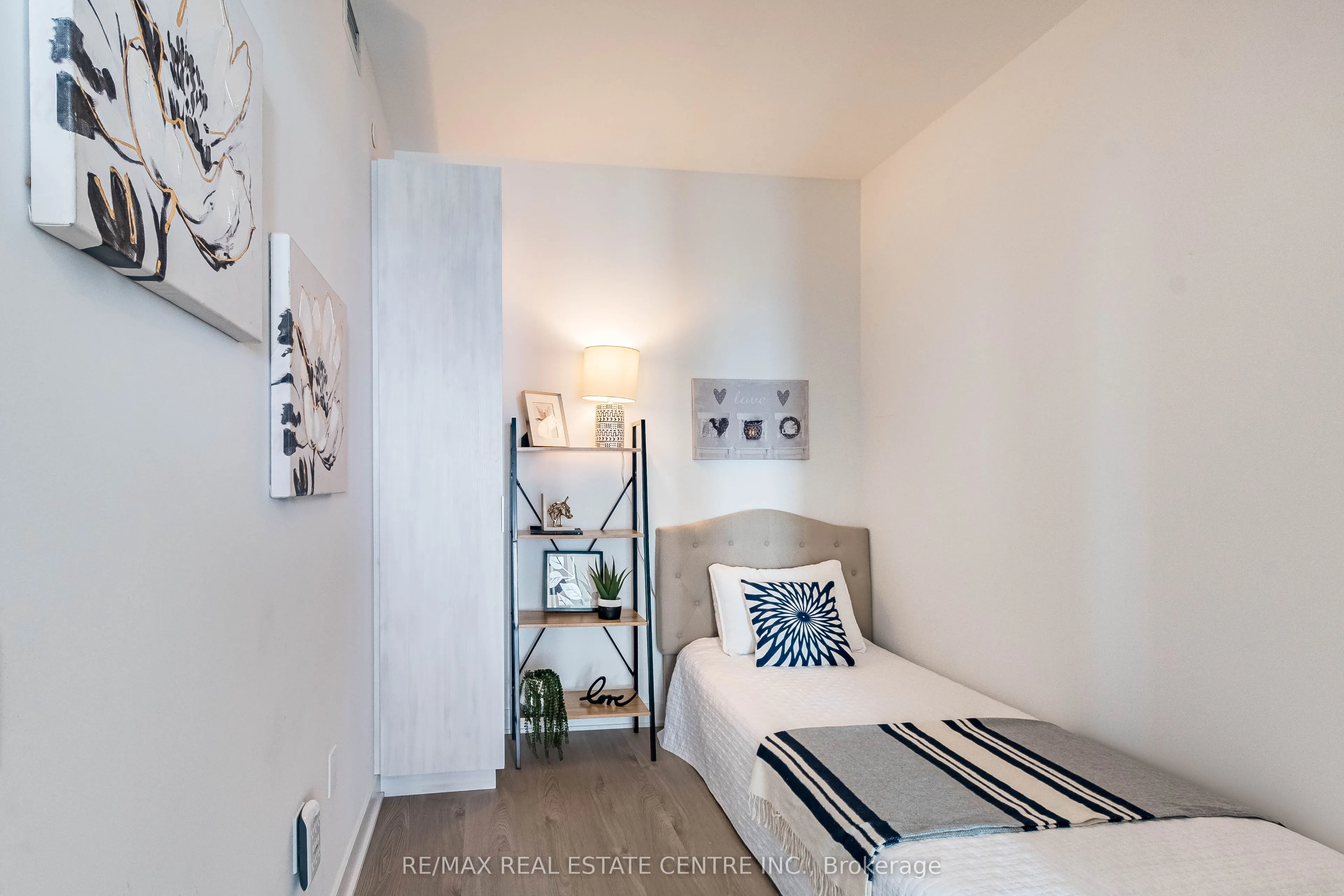 3900 Confederation Parkway #5707