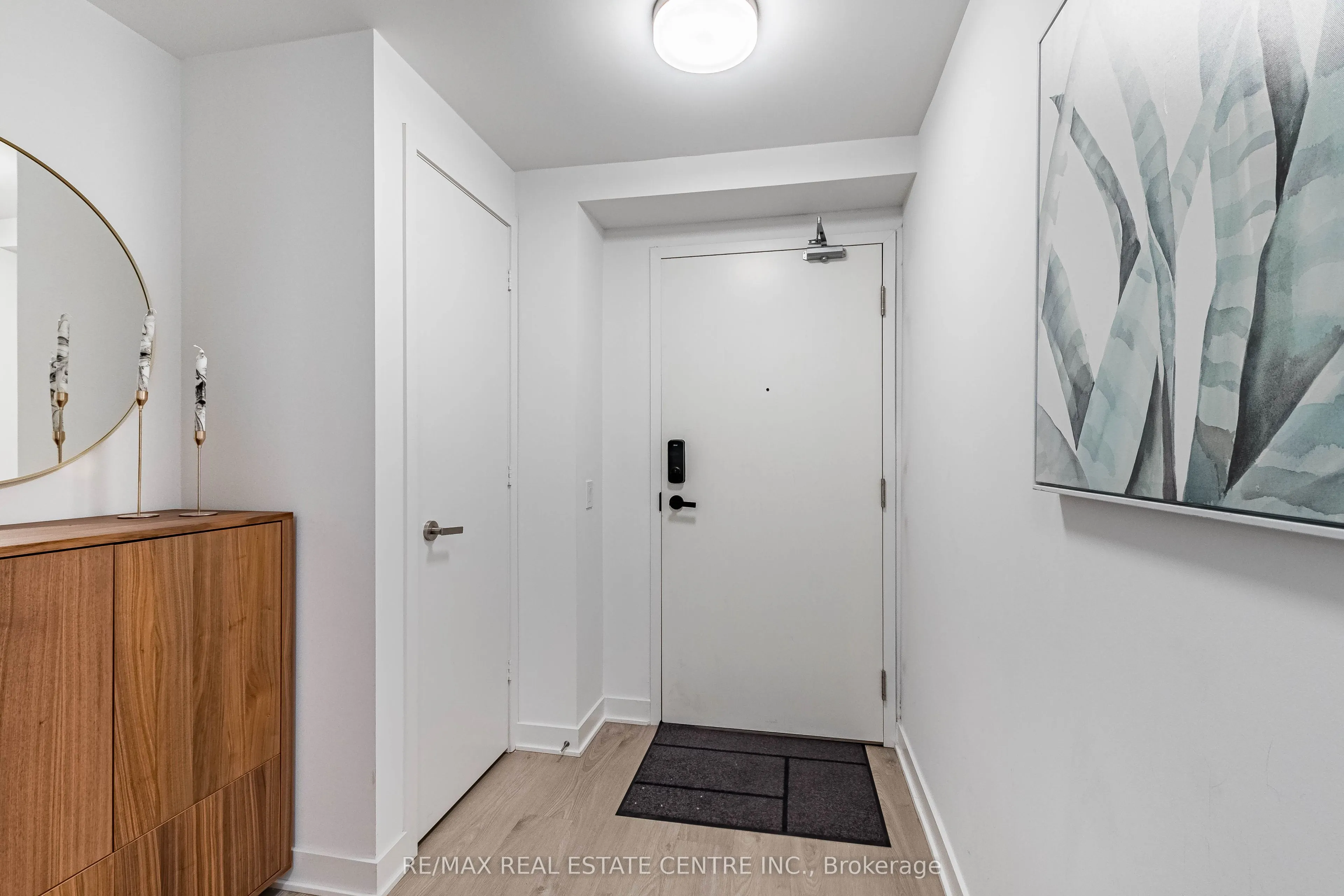 3900 Confederation Parkway #5707