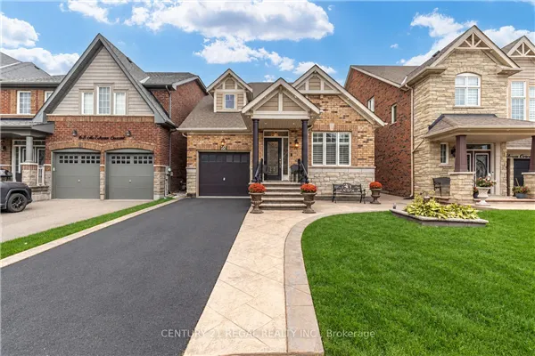 66 McEchearn Crescent